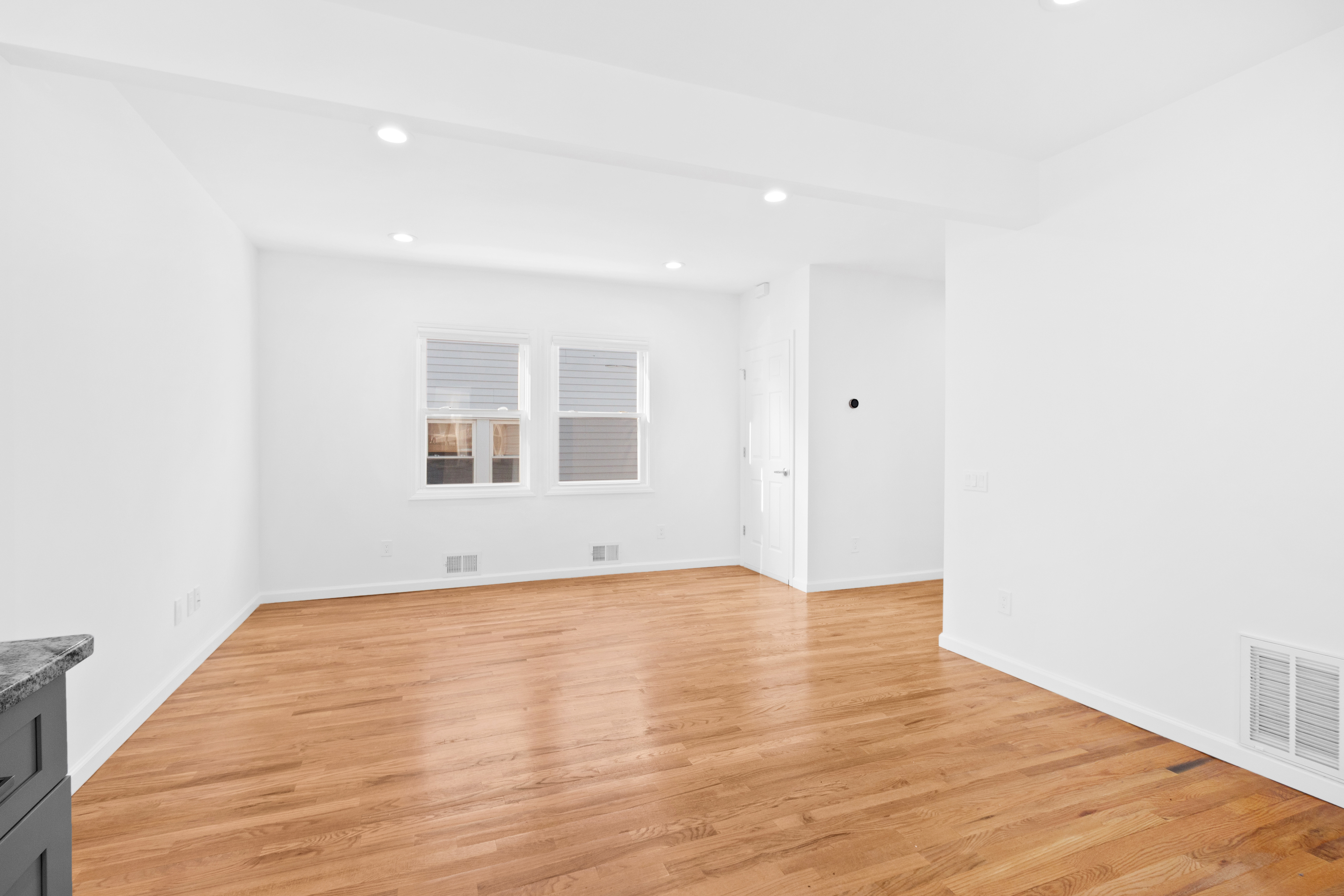 43 Howe Avenue, Unit 1 