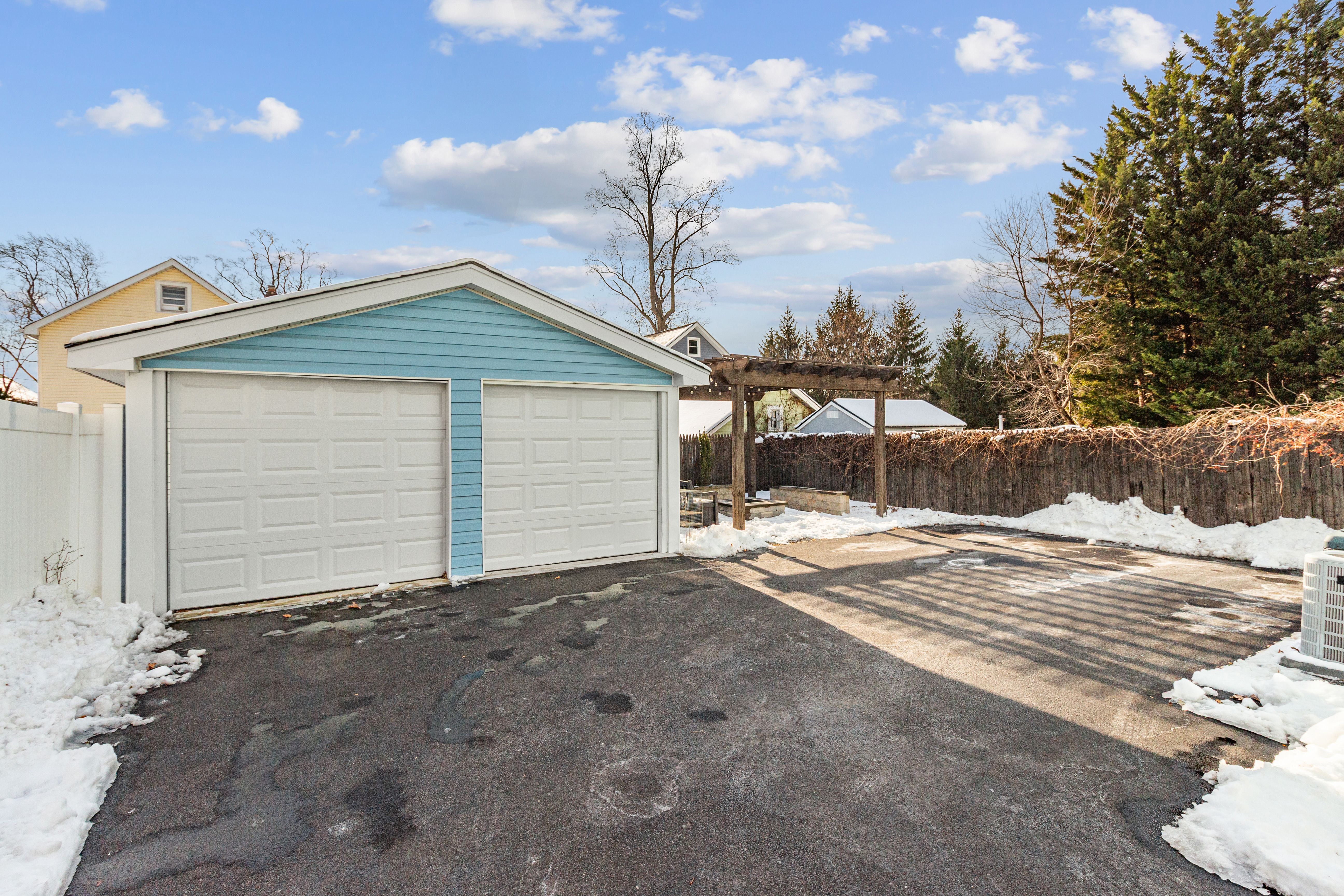 43 Howe Avenue, Unit 1 