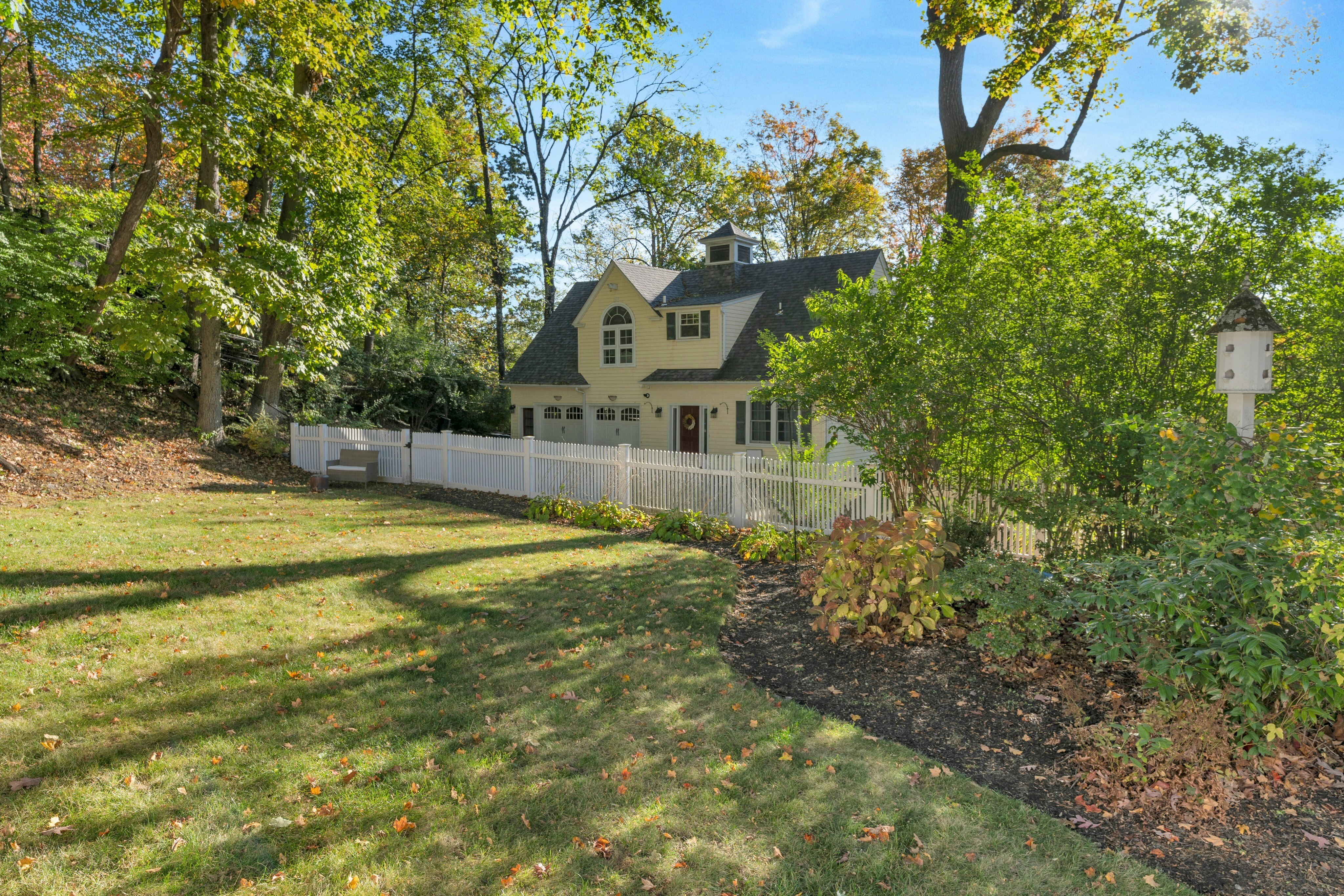 1 Conklin Avenue 