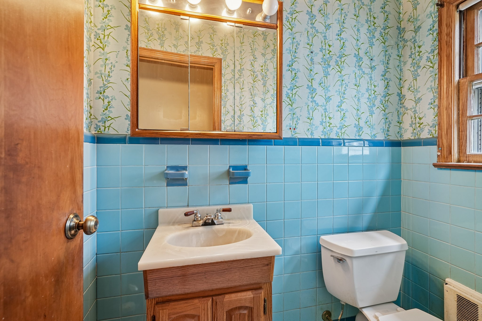 404 Burroughs Terrace 