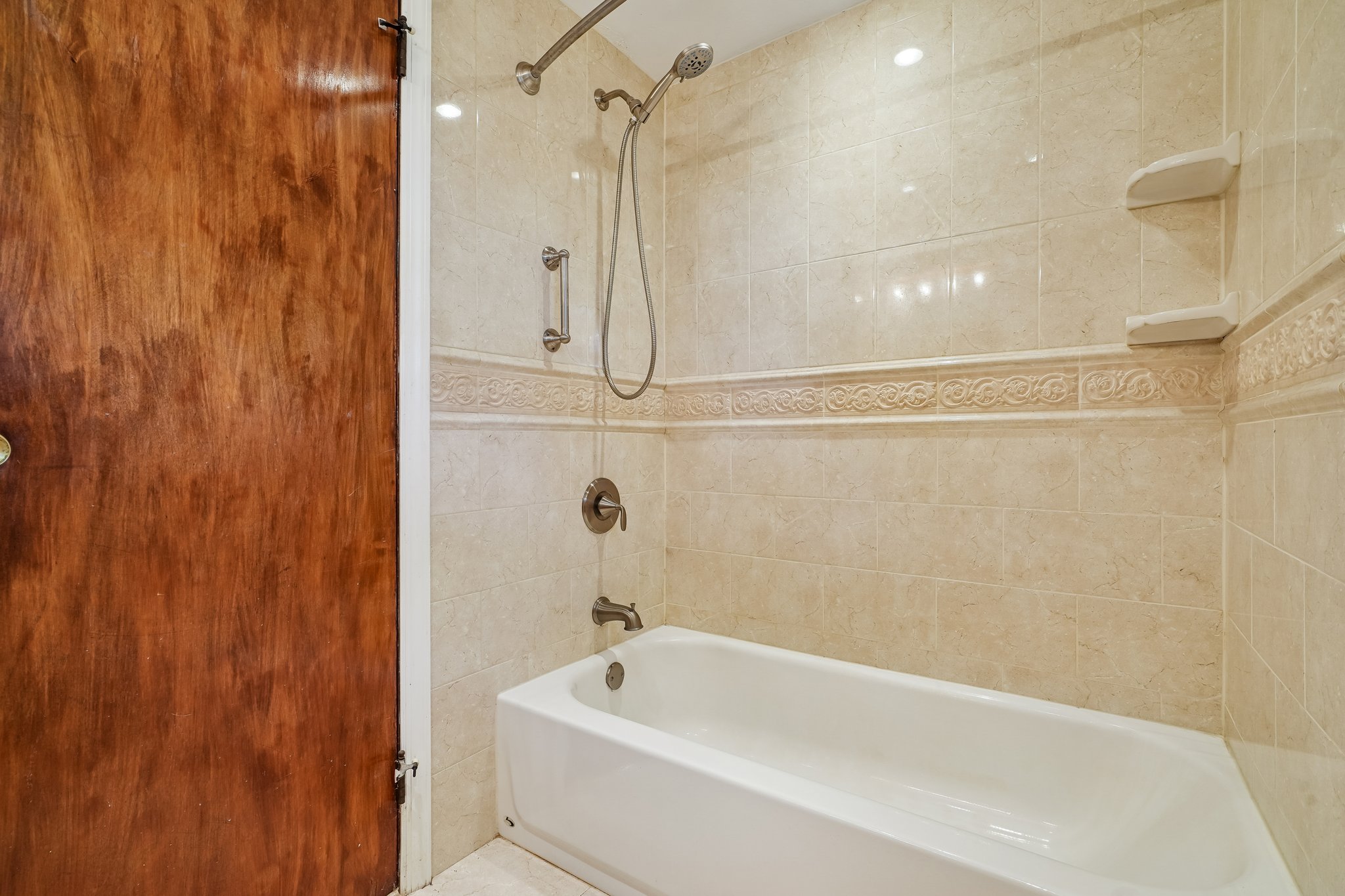 404 Burroughs Terrace 