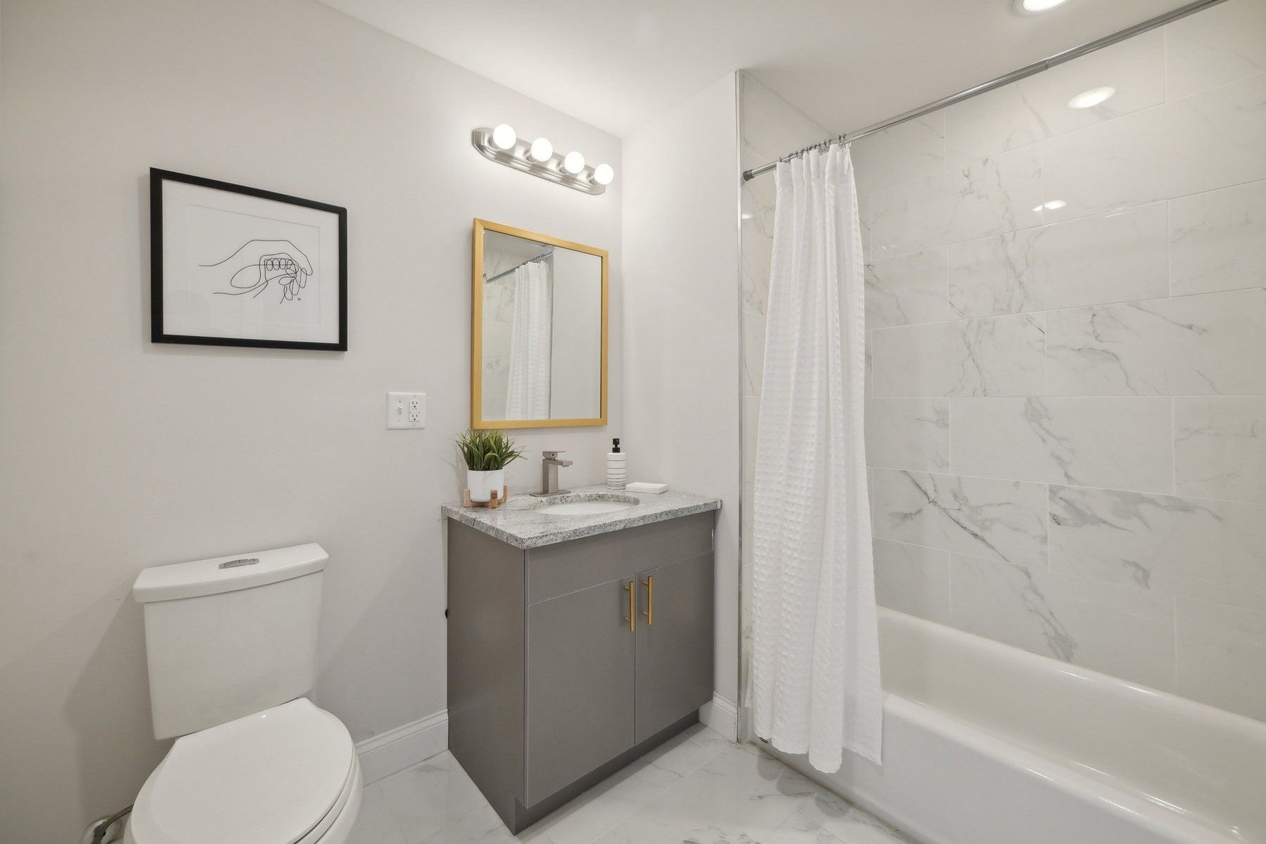 45 S Grove St Unit# 305