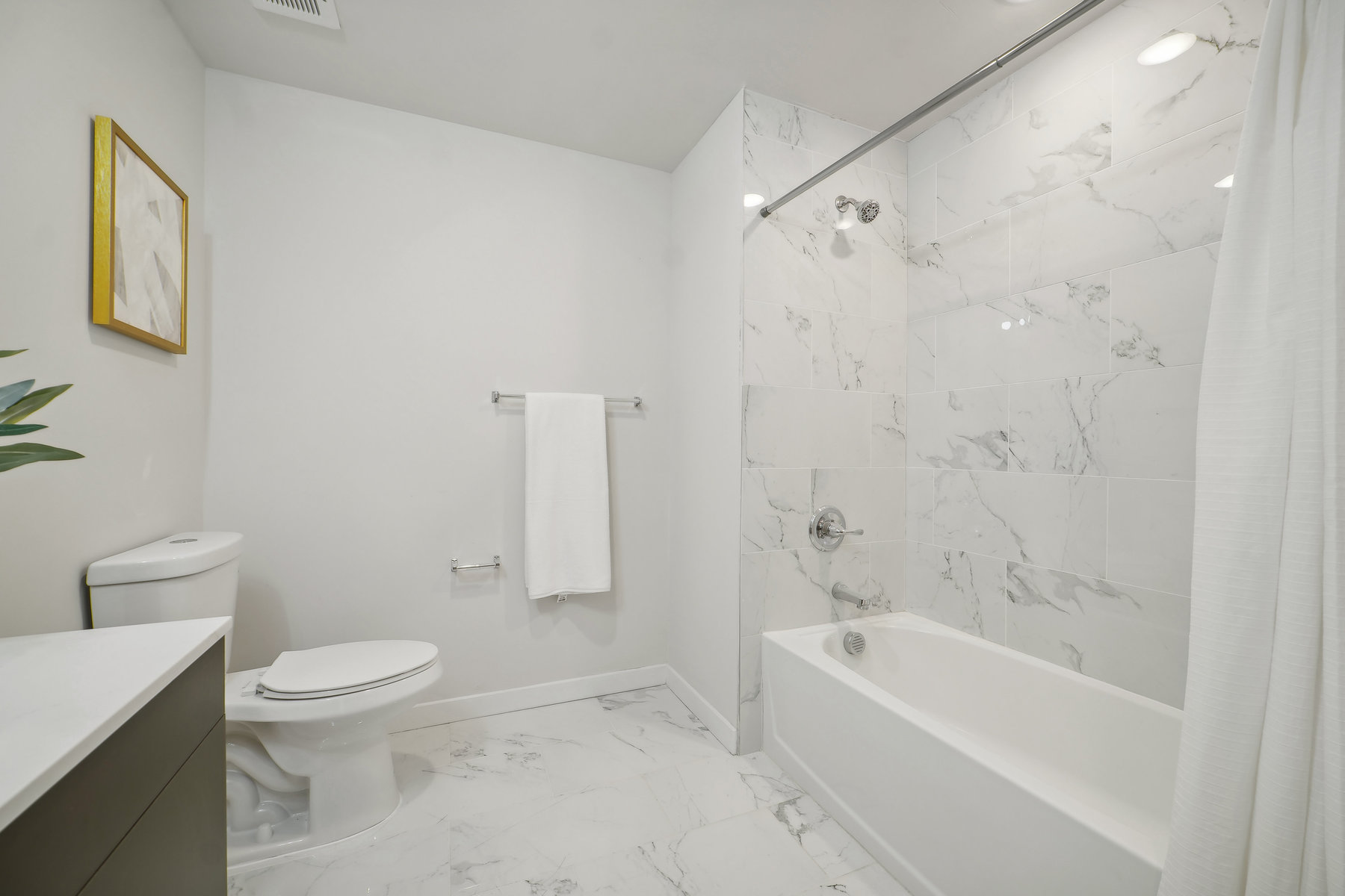 227 N Walnut St Unit# 303