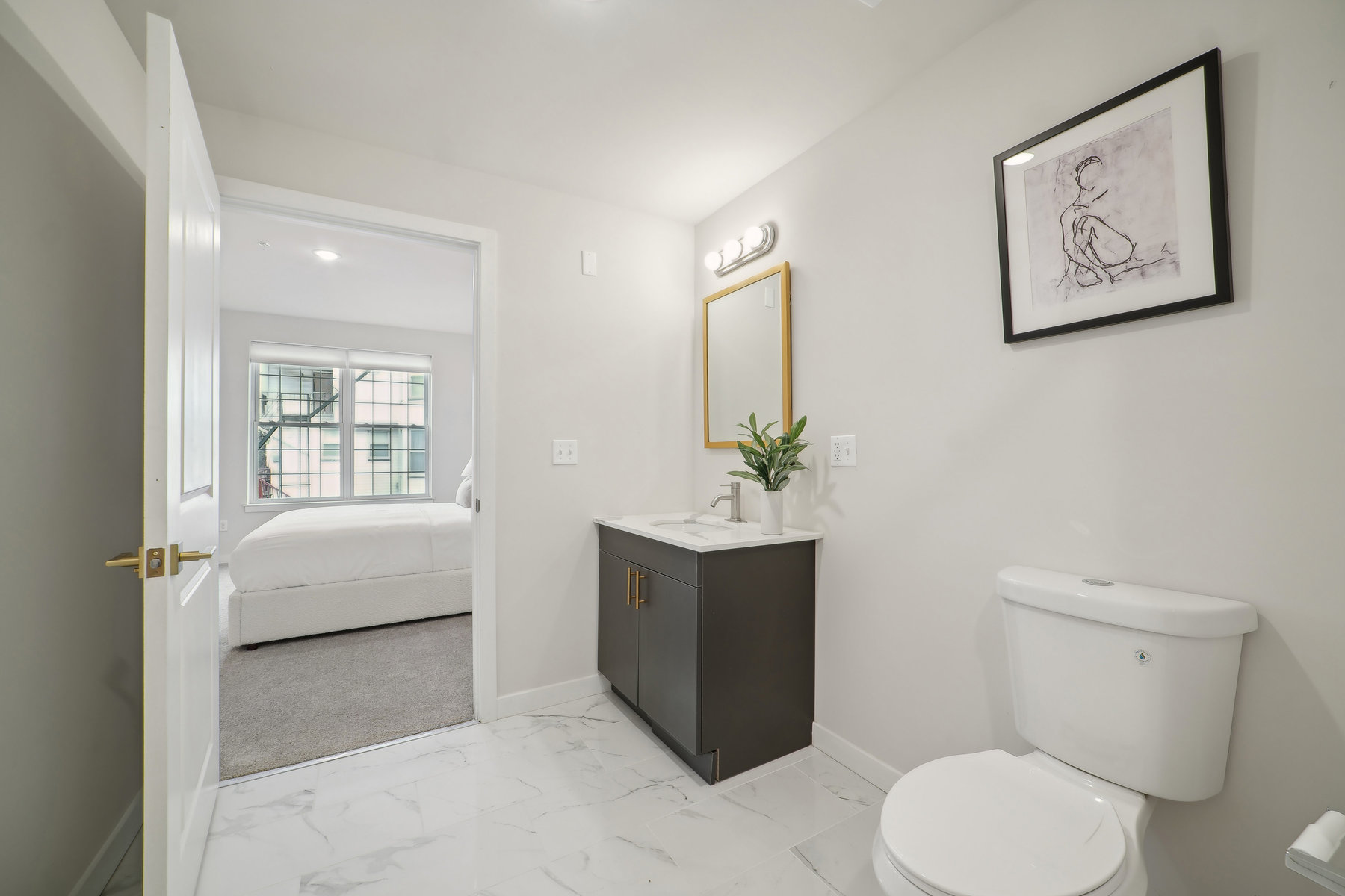 227 N Walnut St Unit# 303