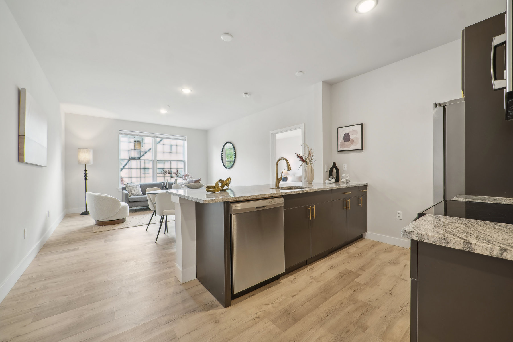 227 N Walnut St Unit# 303