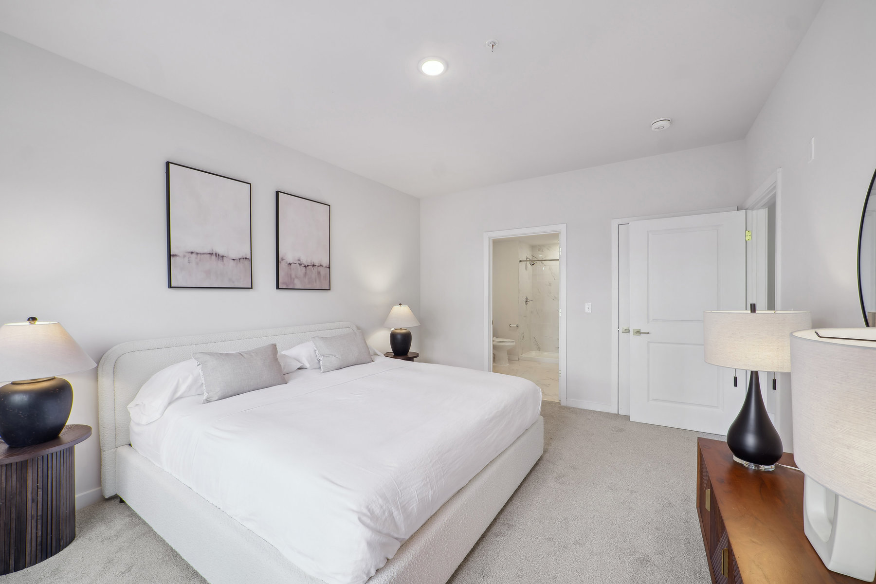 227 N Walnut St Unit# 303