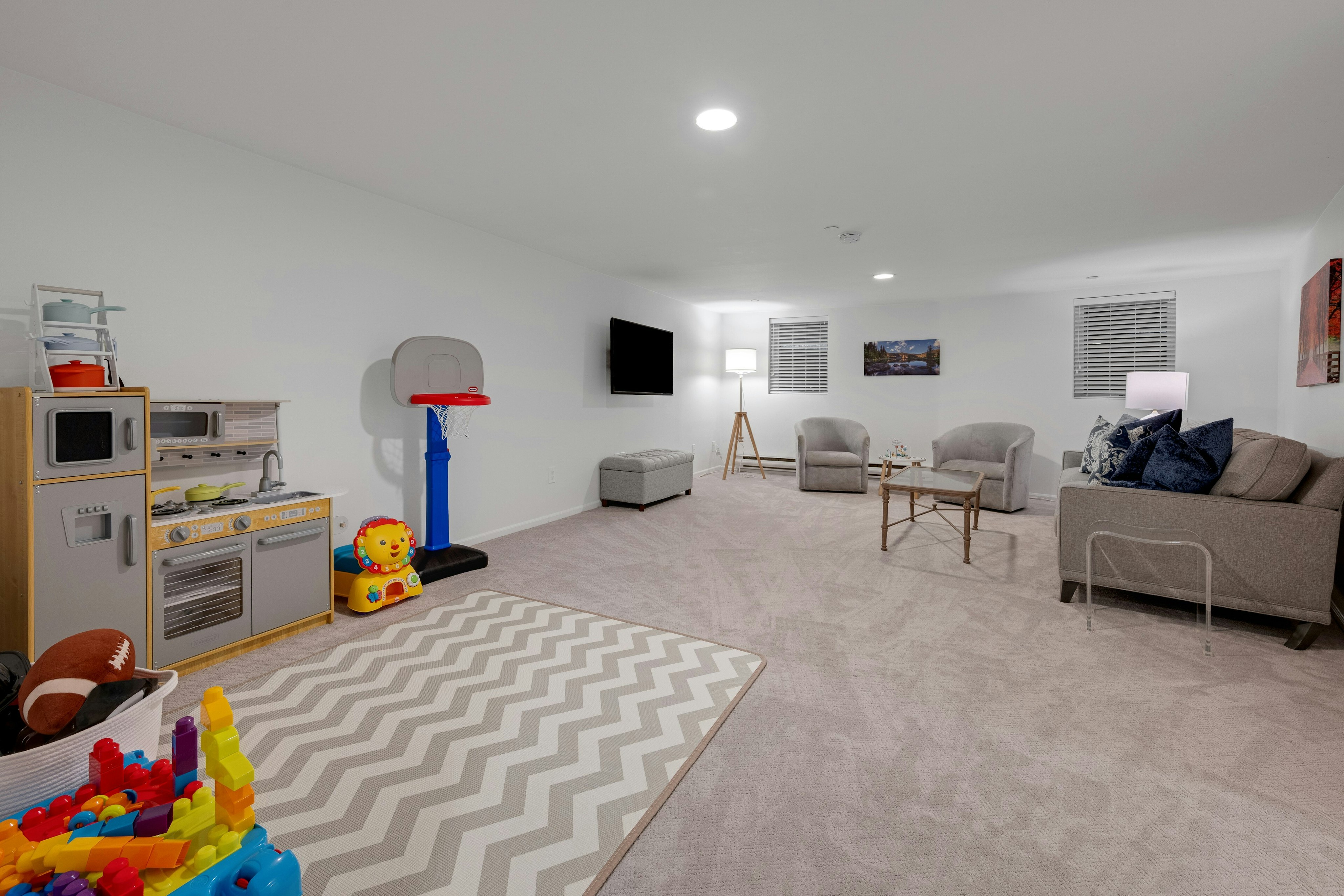 198 Riveredge Drive 