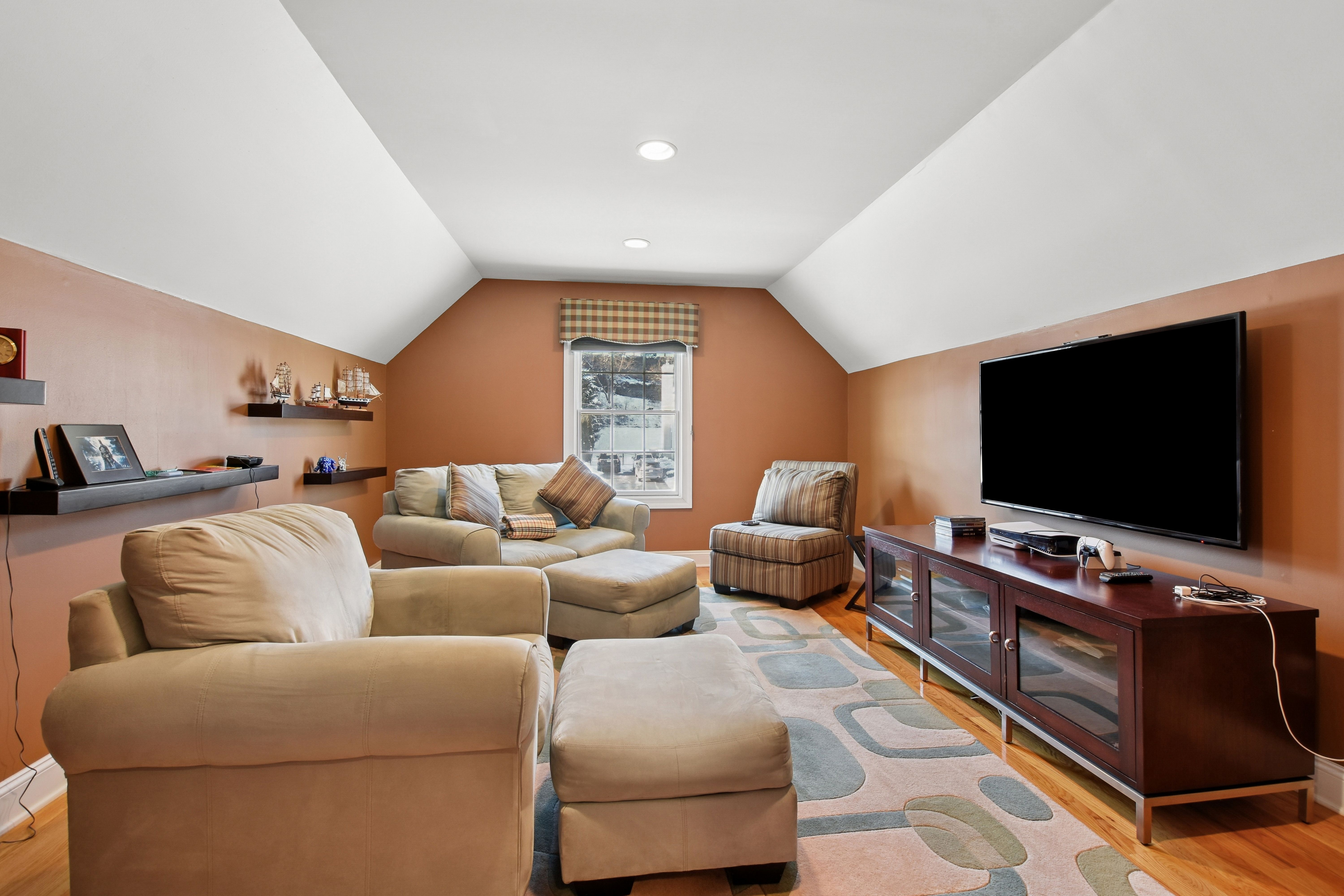 108 Hamilton Trail 