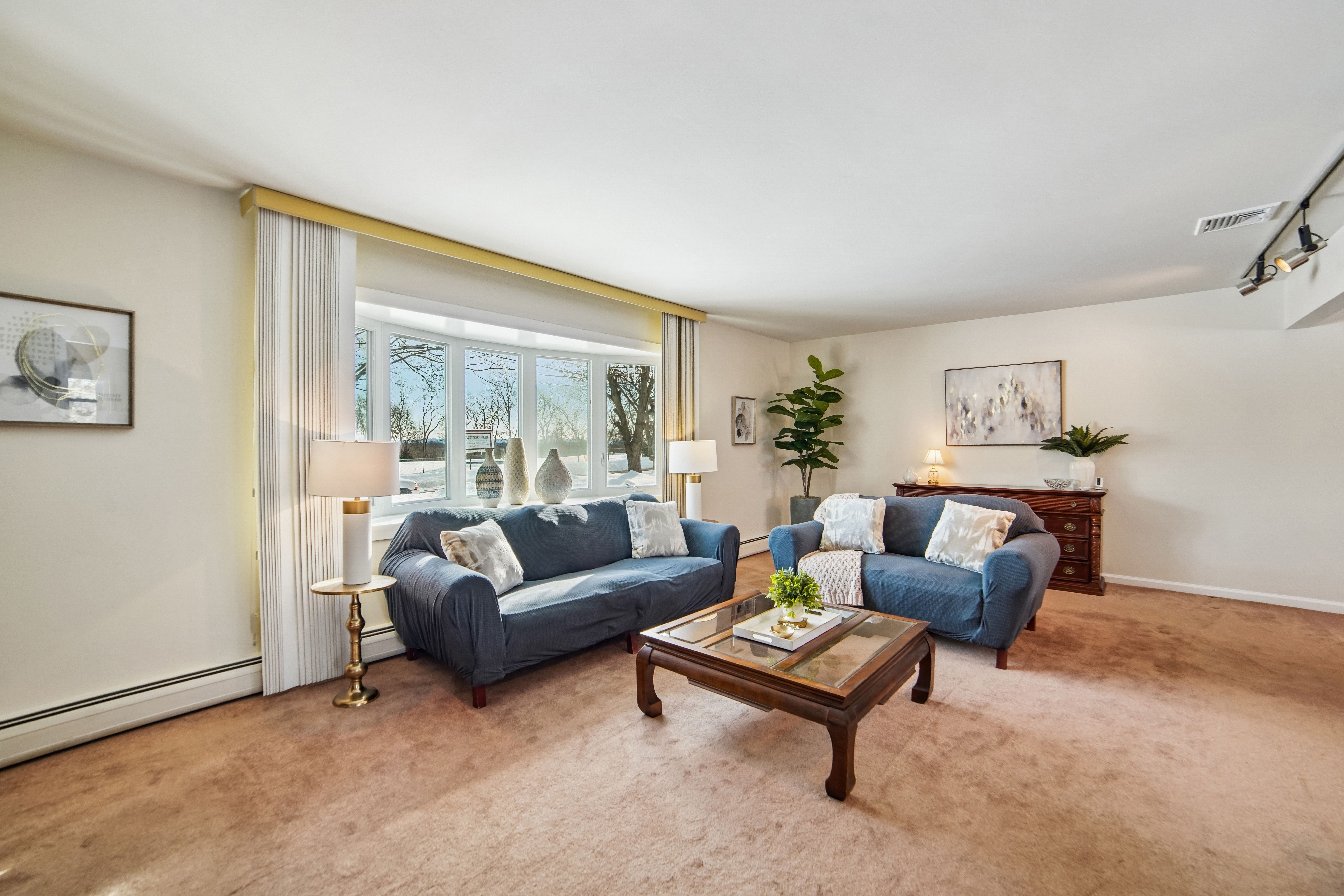 14 Crescent Drive 