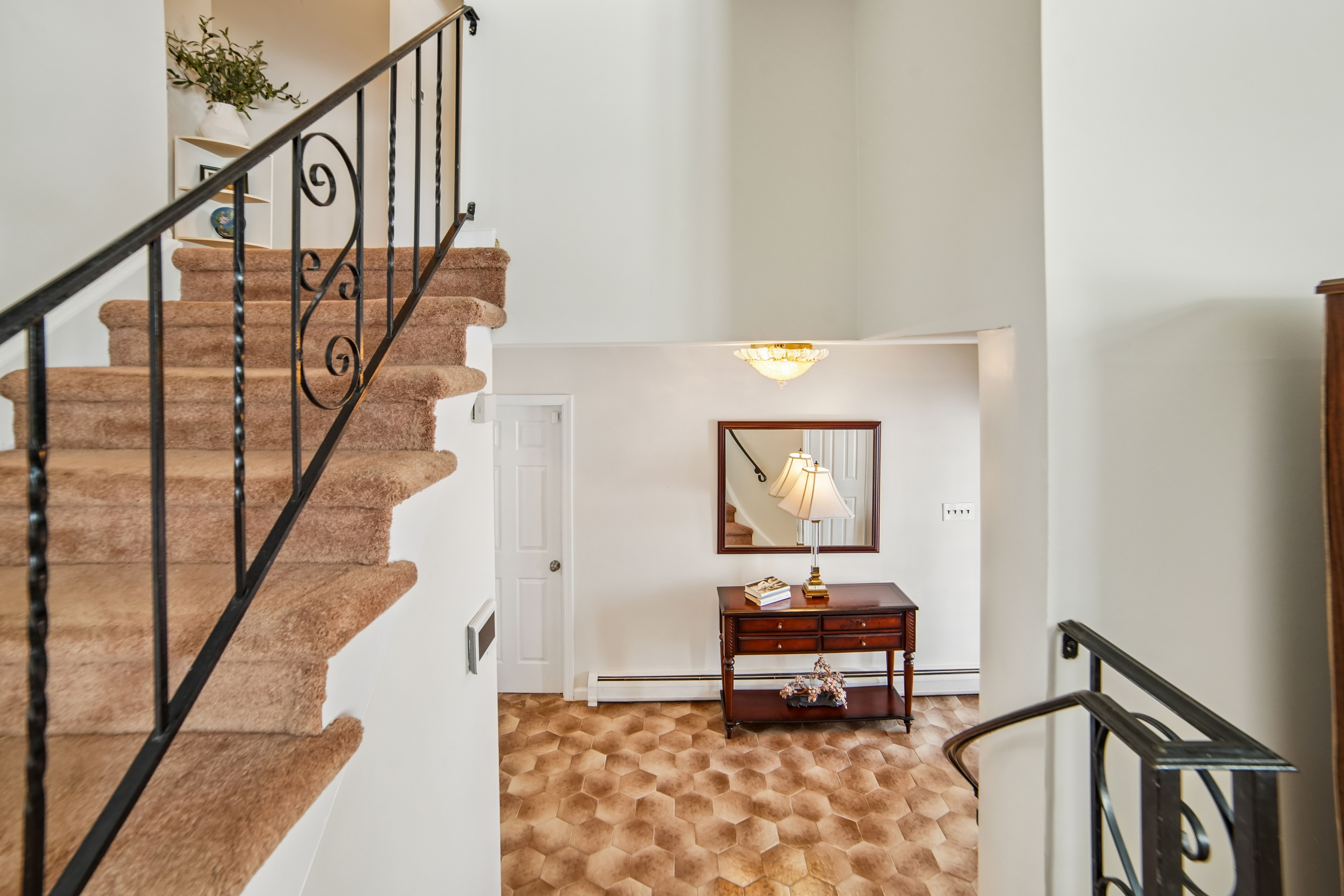 14 Crescent Drive 