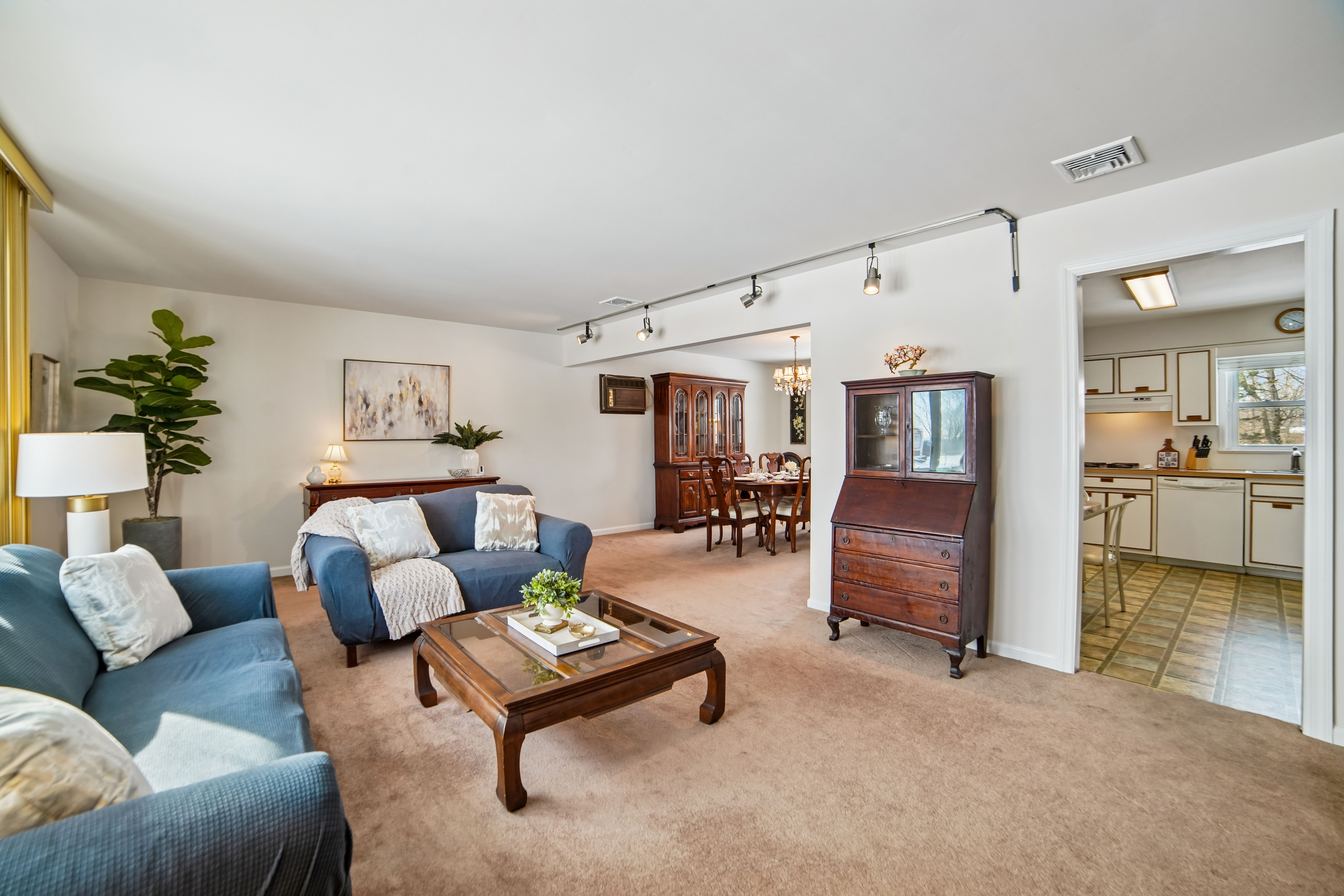 14 Crescent Drive 