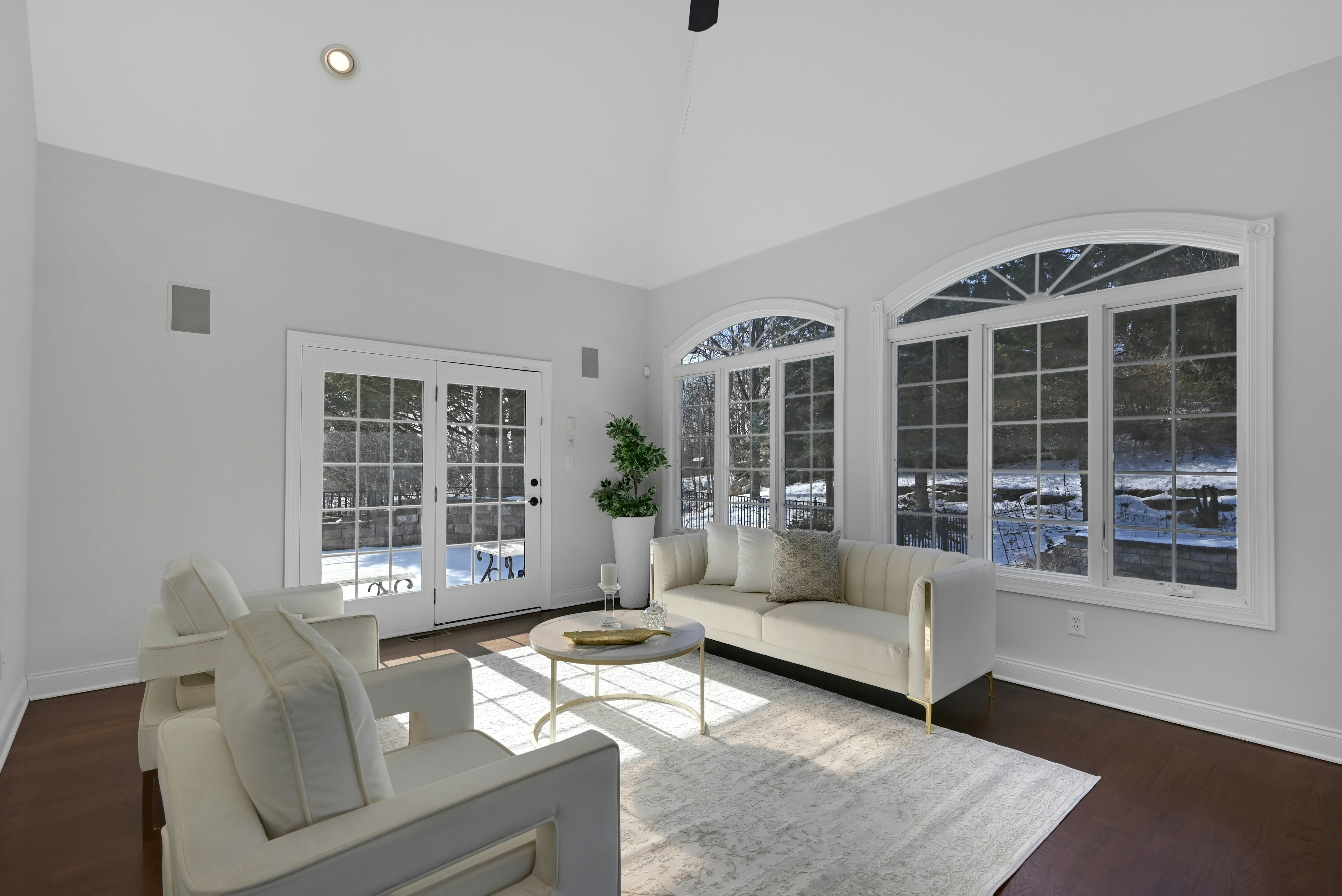 37 Crownview Court 