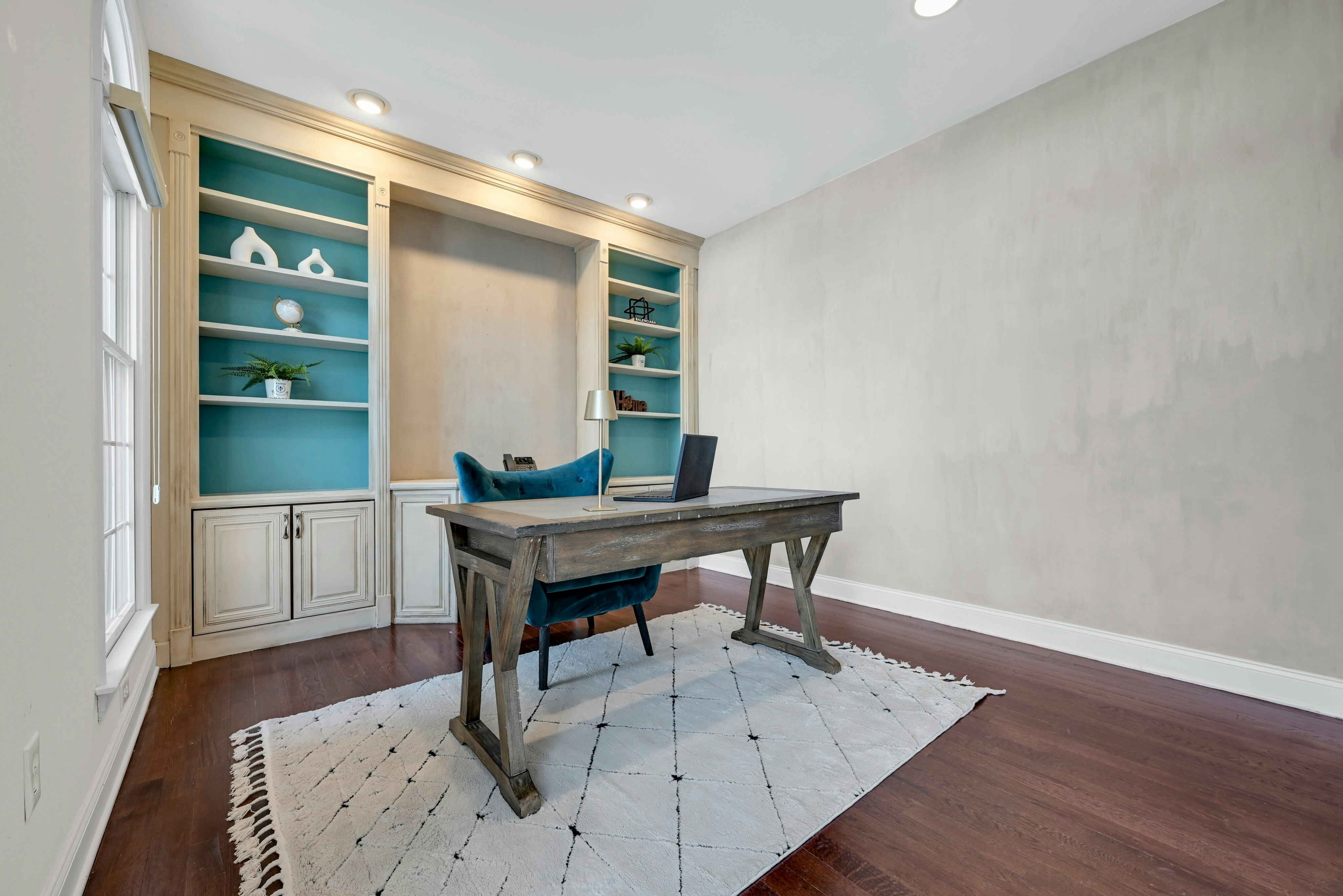 37 Crownview Court 