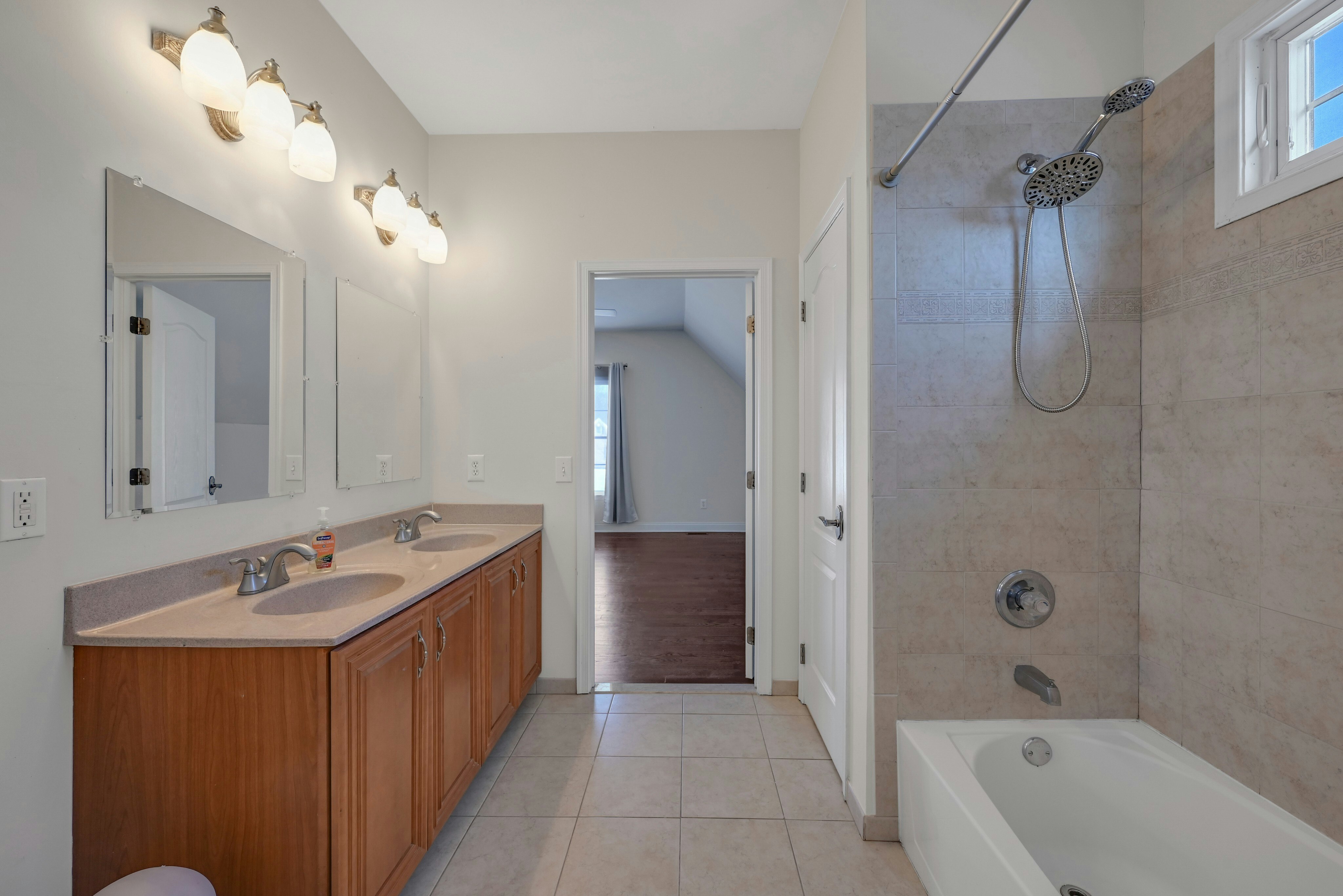 37 Crownview Court 