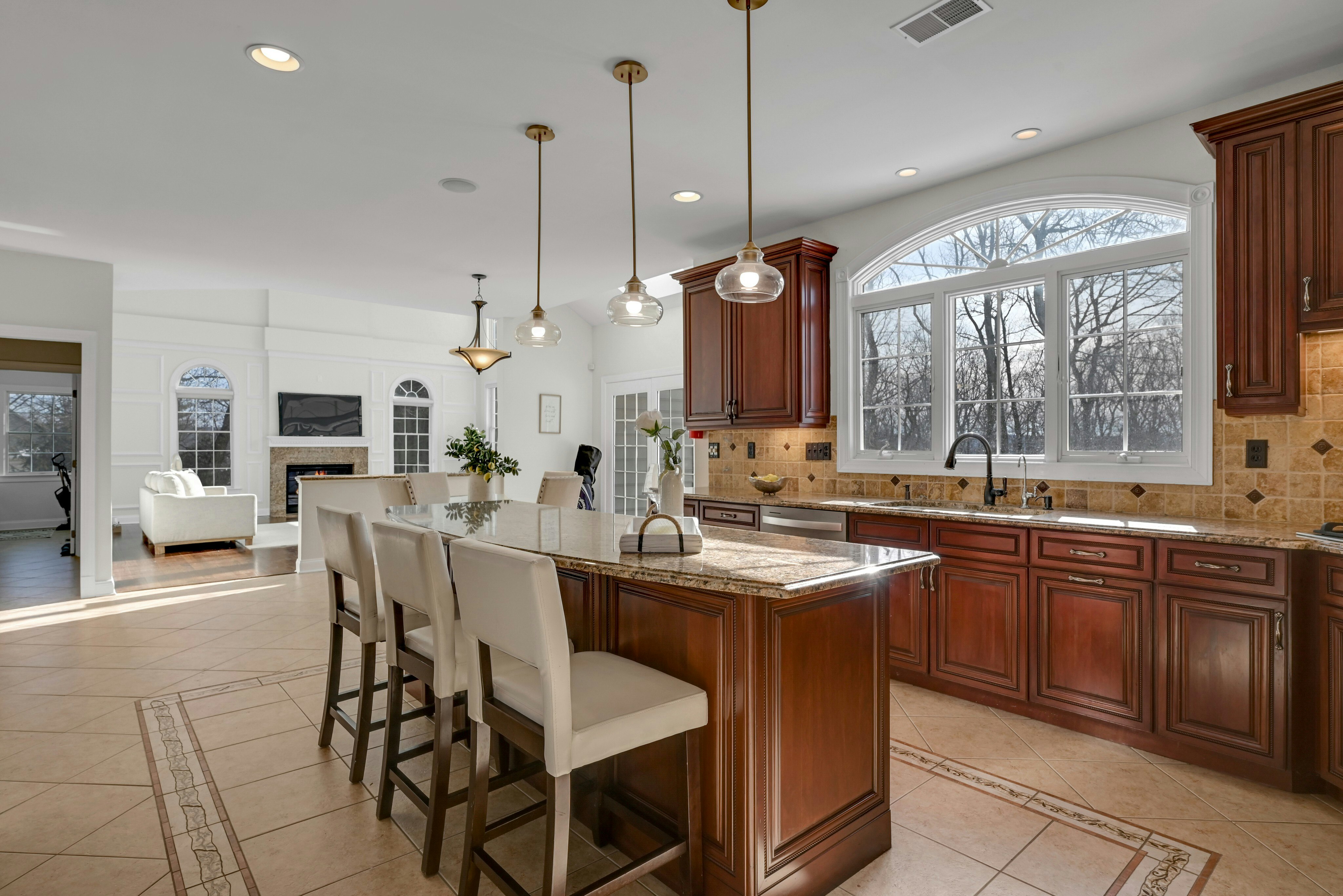 37 Crownview Court 