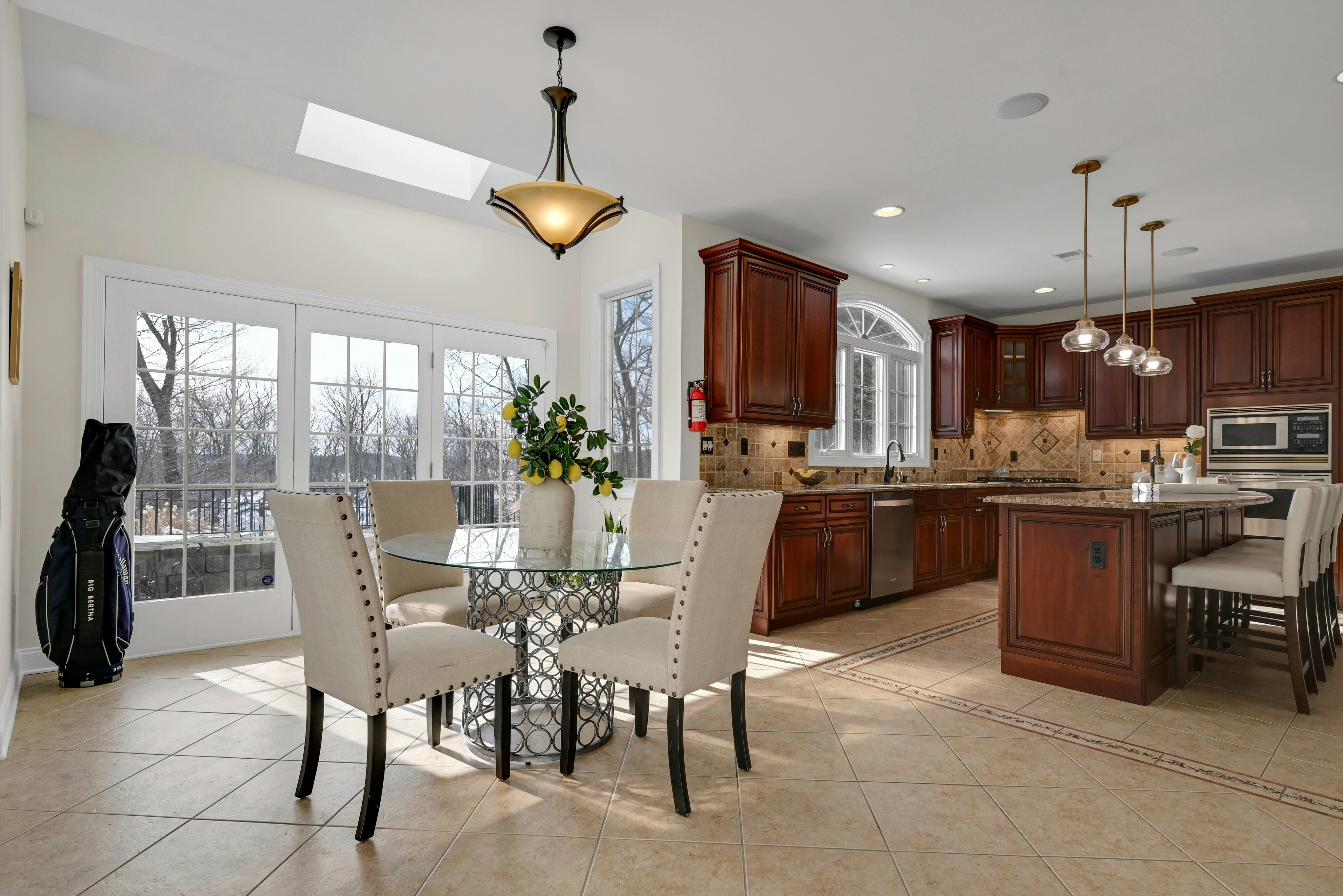 37 Crownview Court 