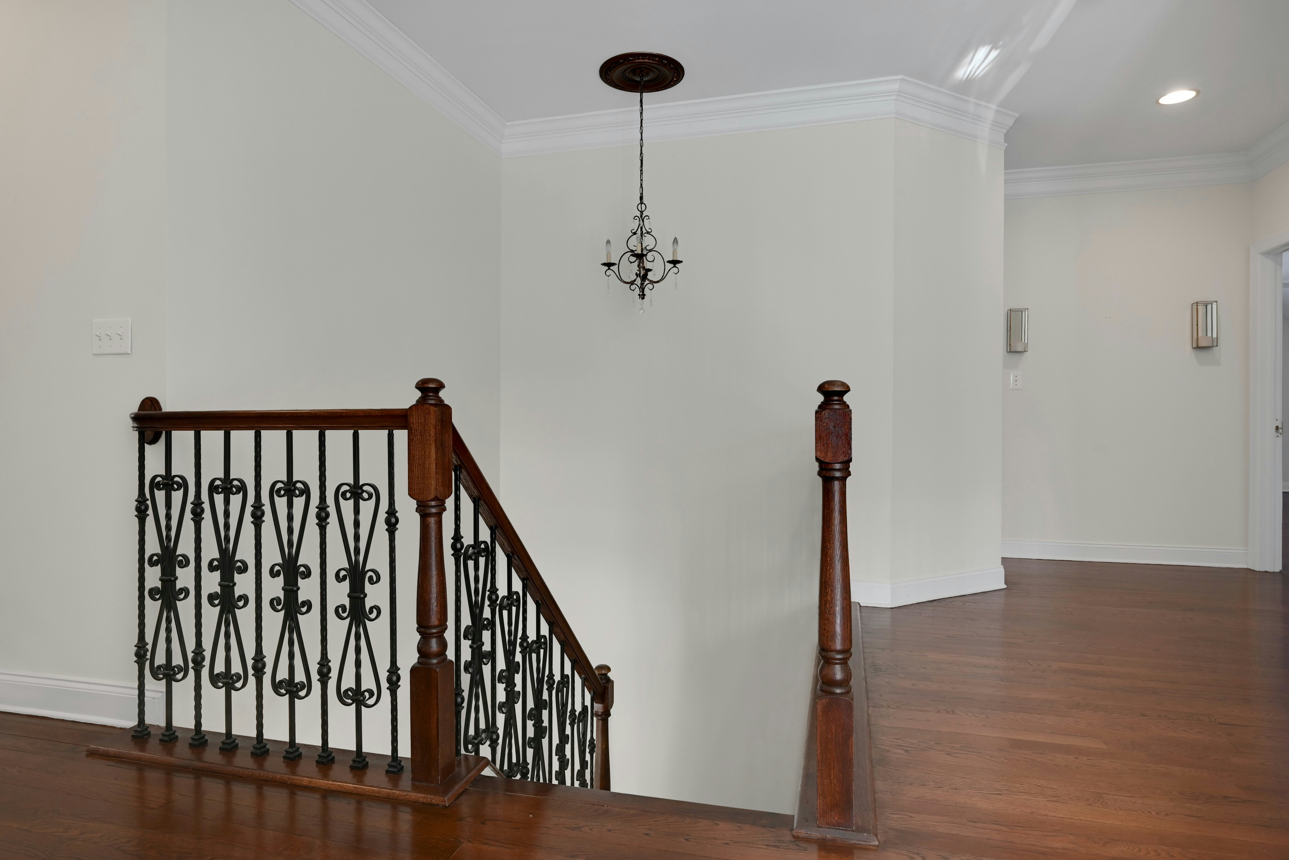 37 Crownview Court 
