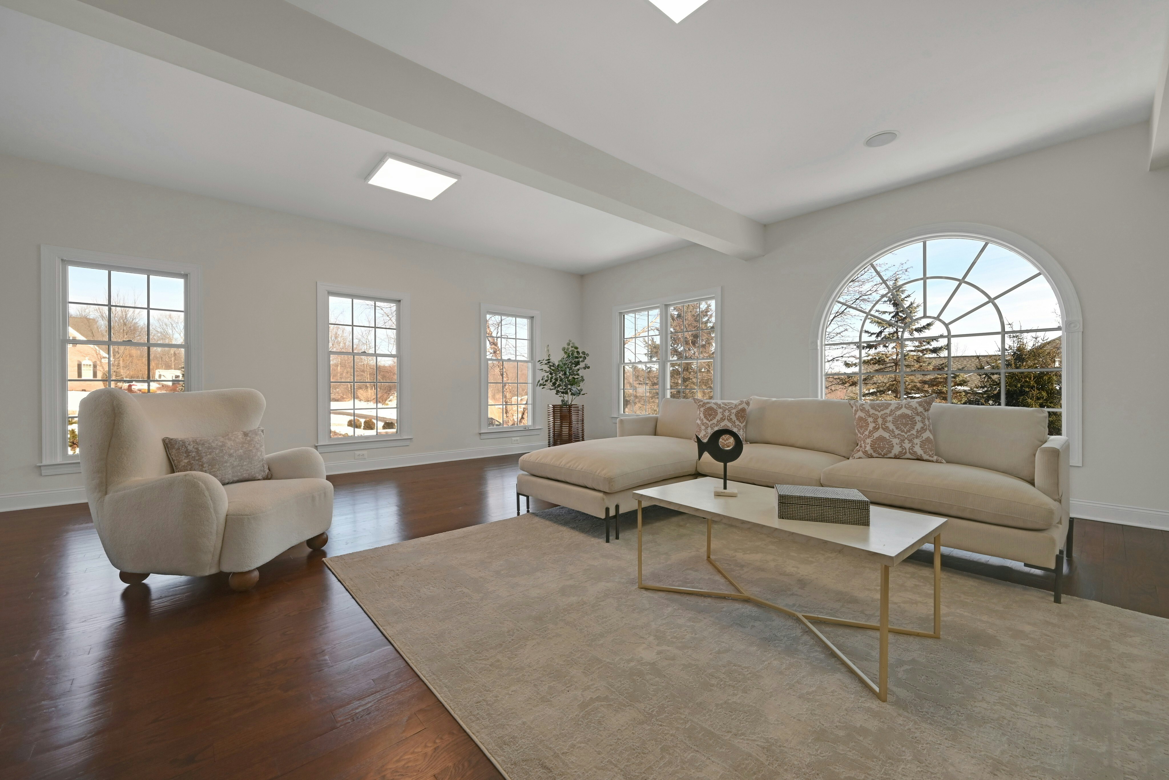 37 Crownview Court 