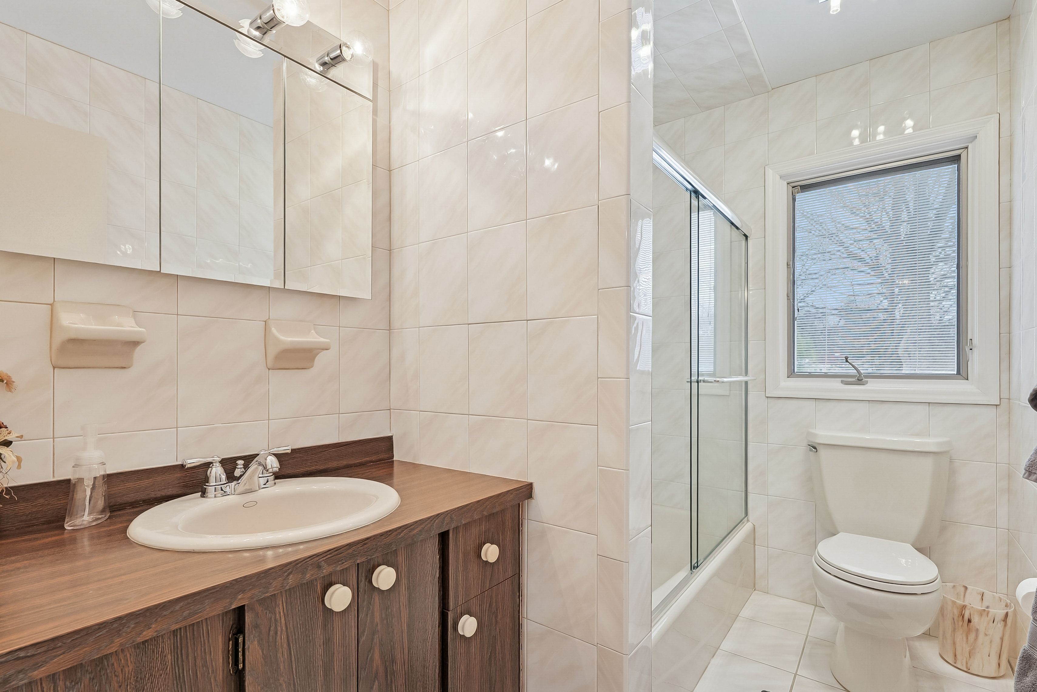 68 East Sherbrooke Parkway 