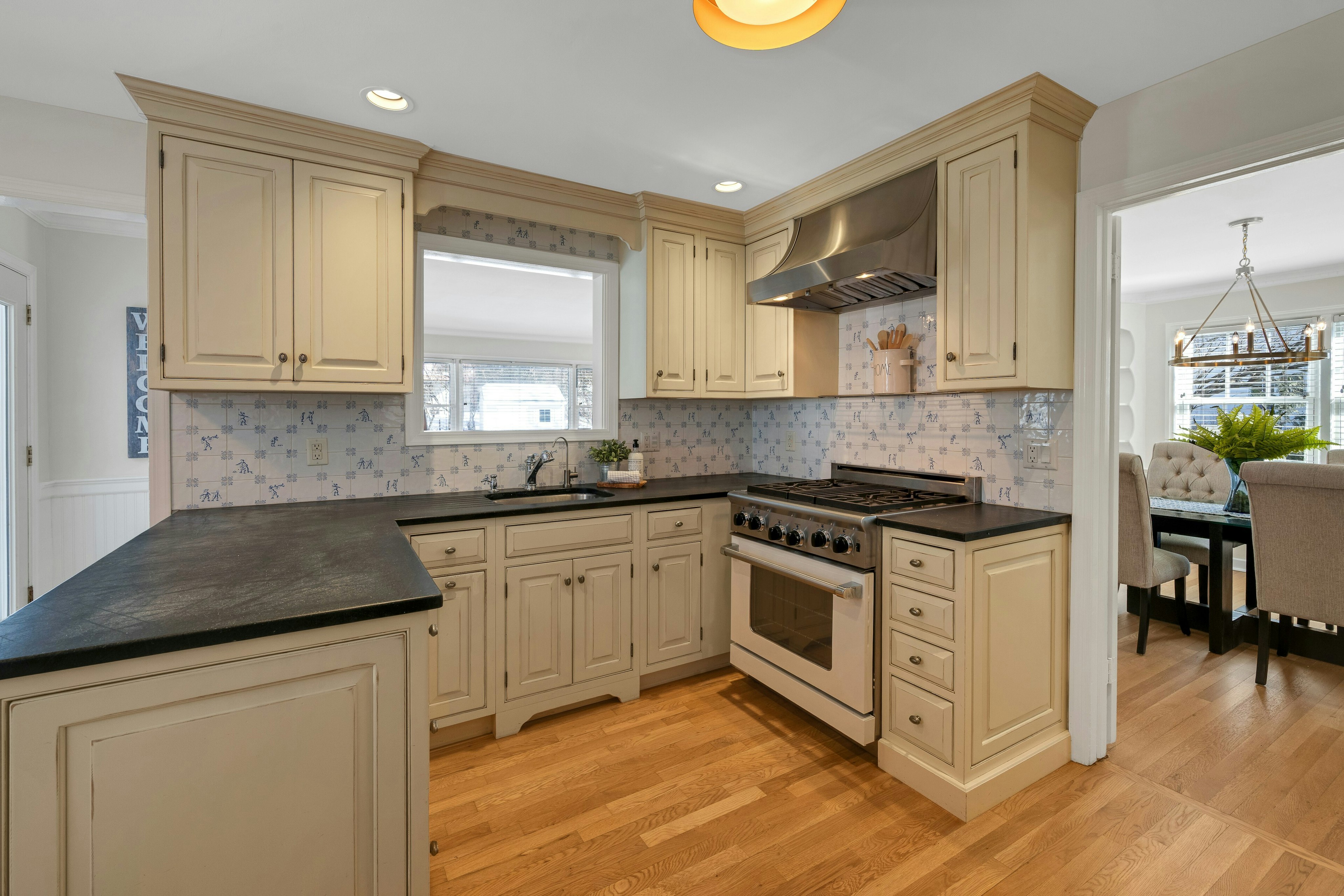 11 Mount Vernon Avenue 