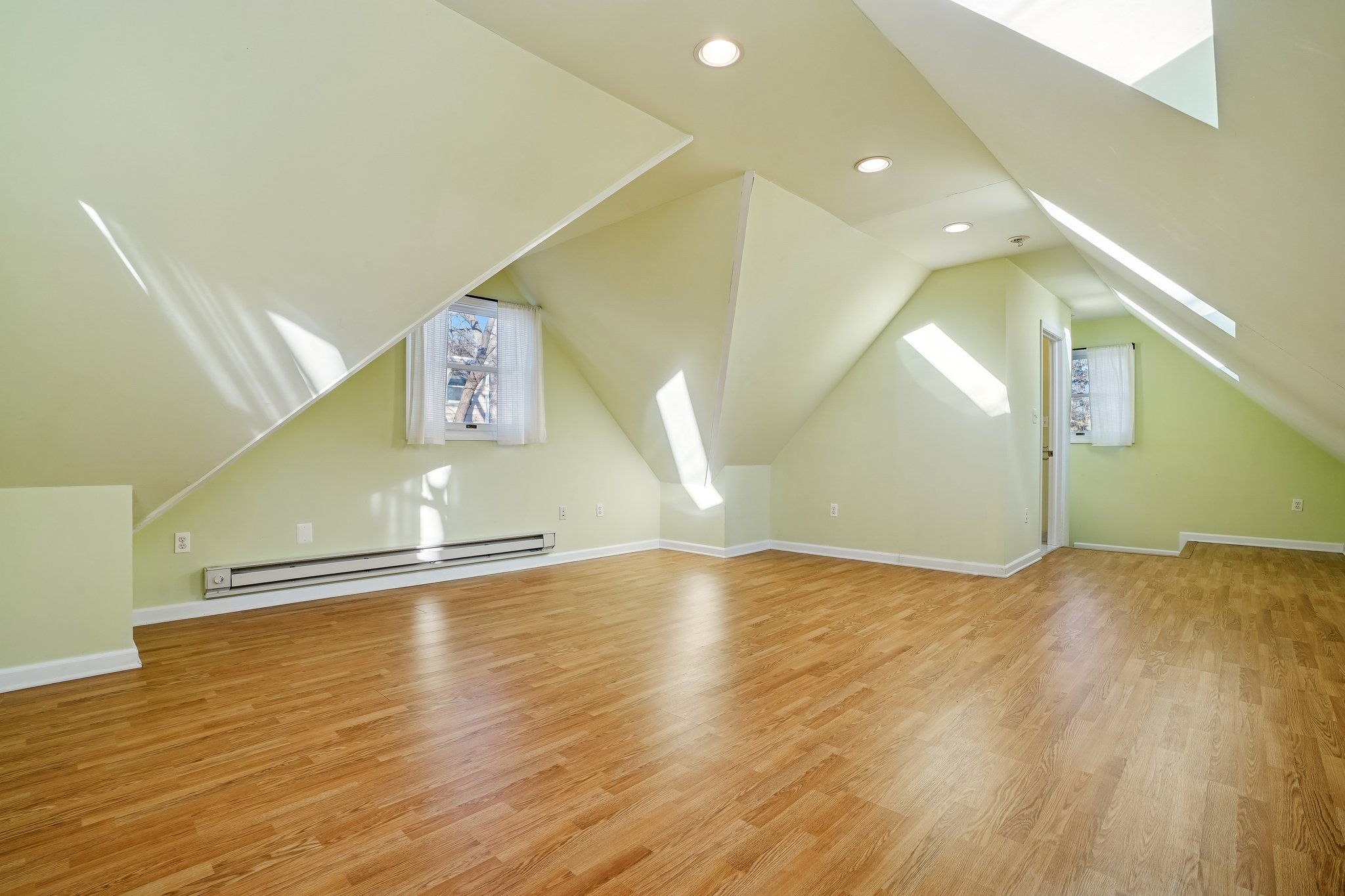 200 Inwood Avenue 