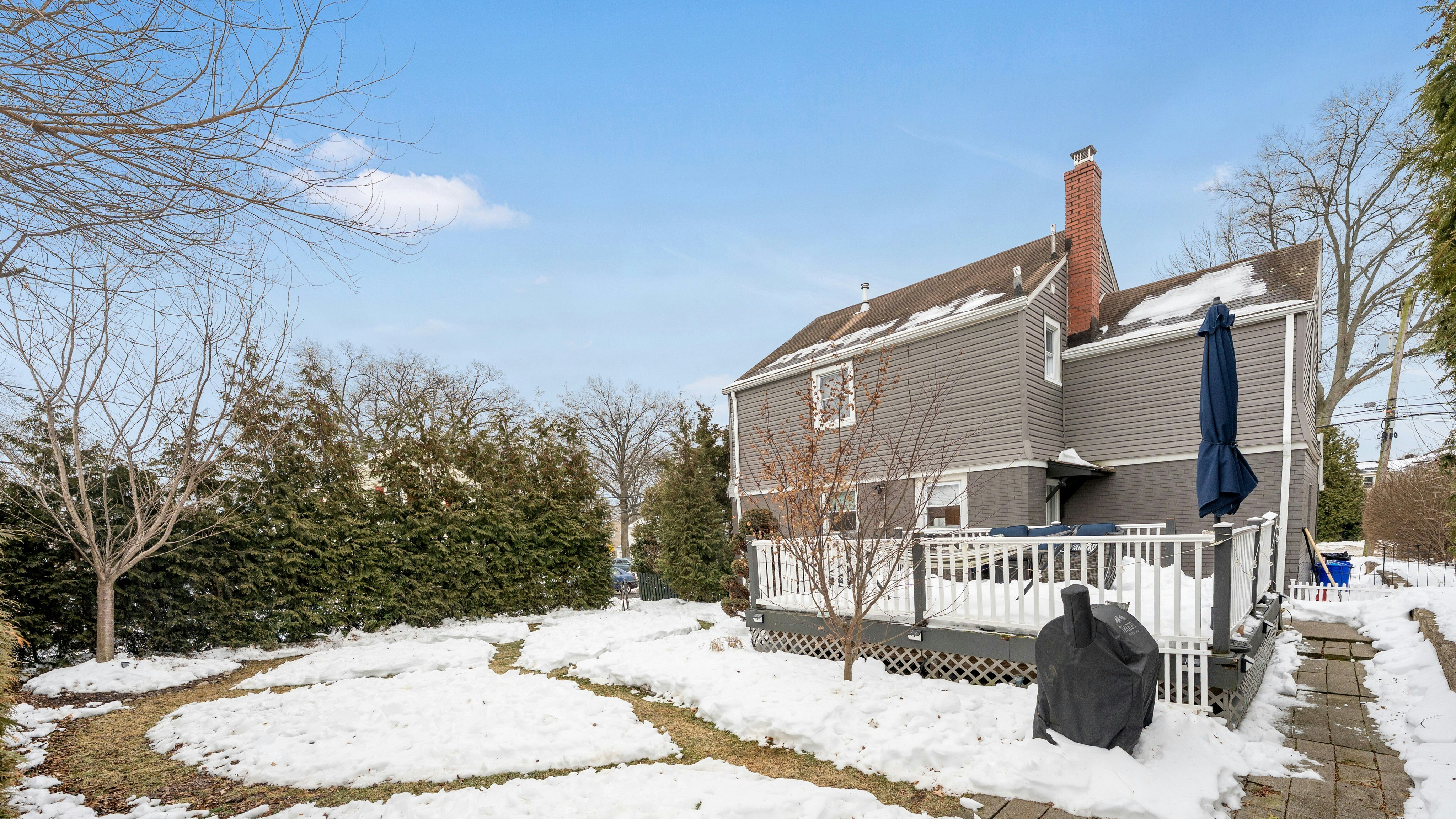 330 West Passaic Avenue 