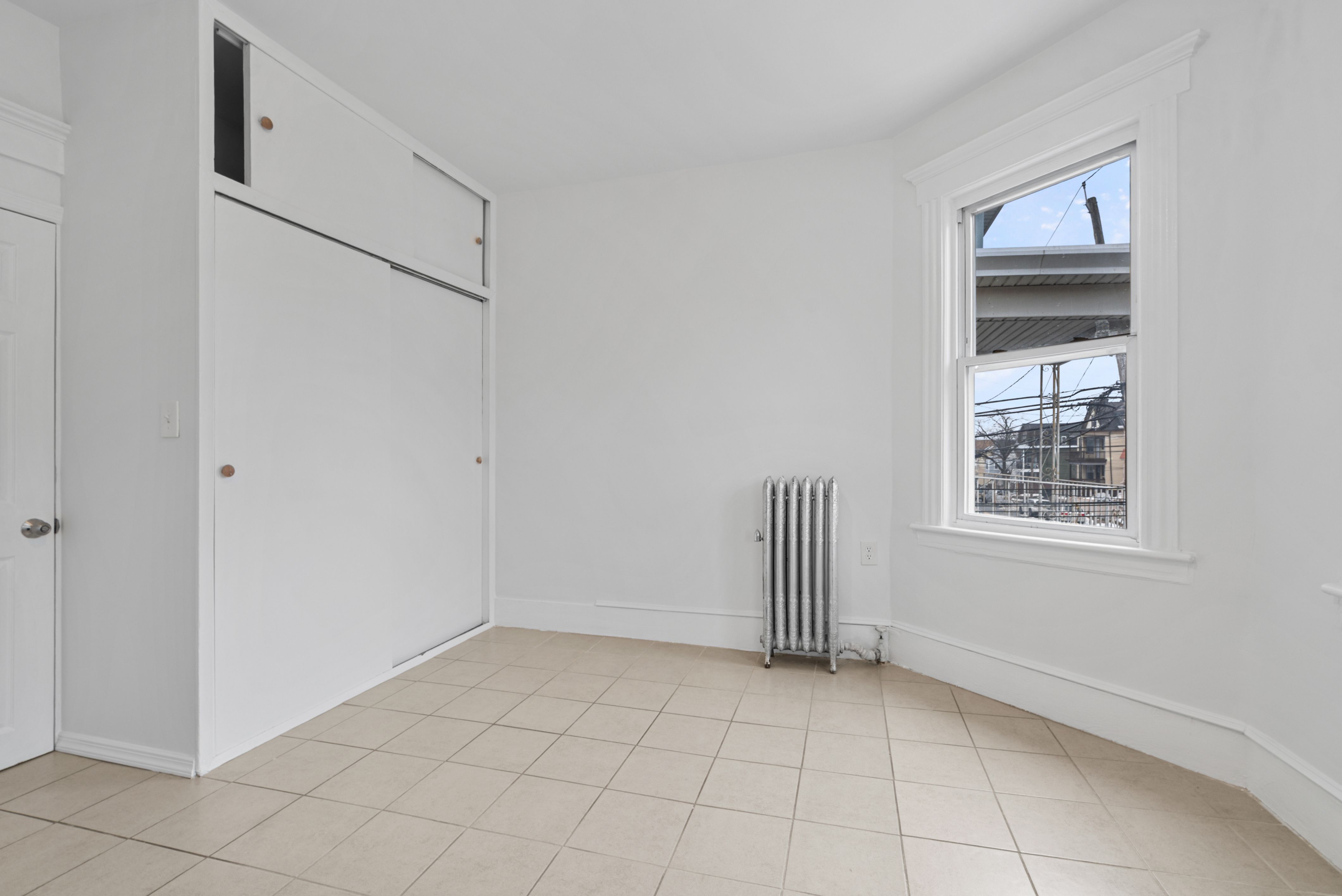 315 E 18th St Unit# 2