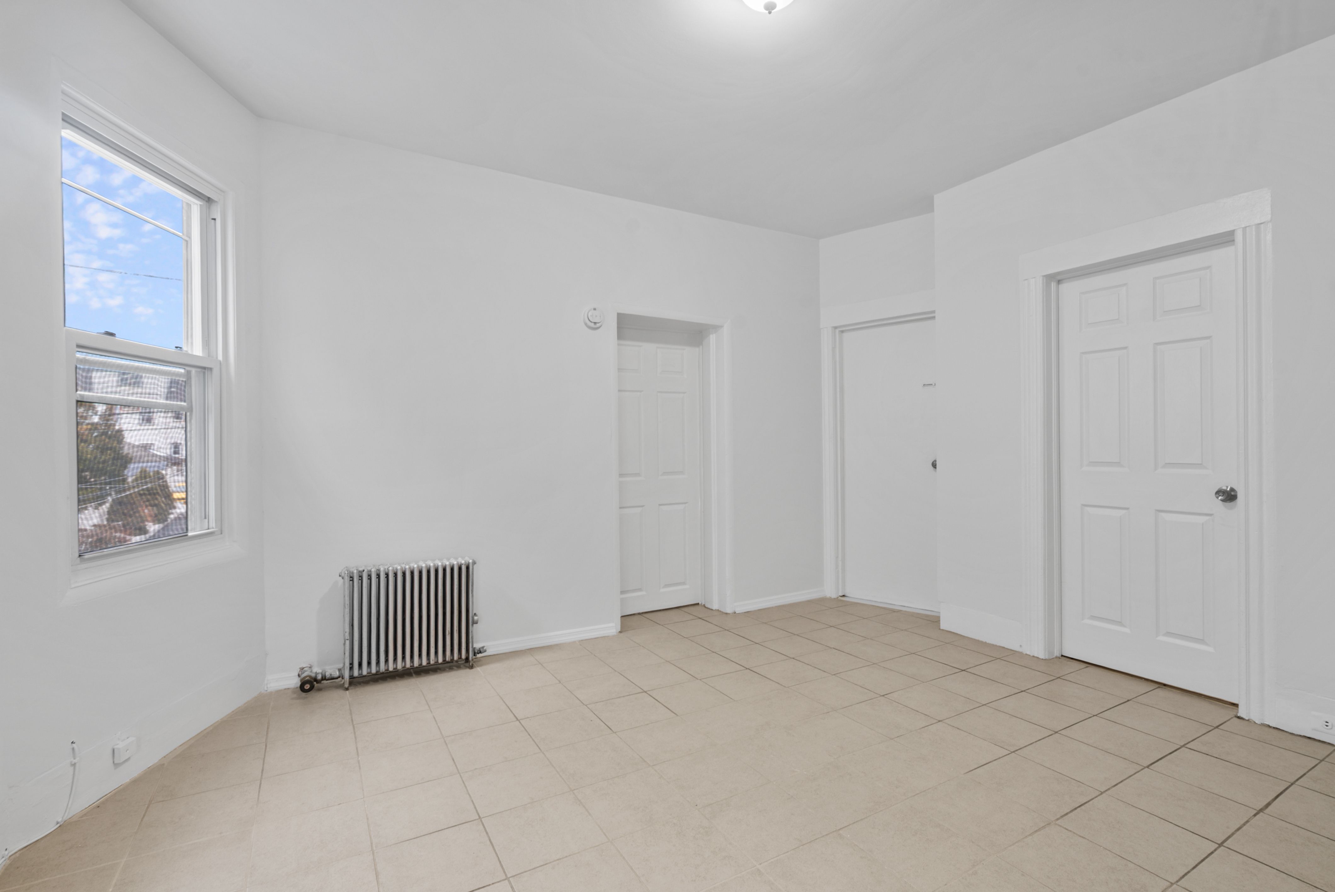 315 E 18th St Unit# 2