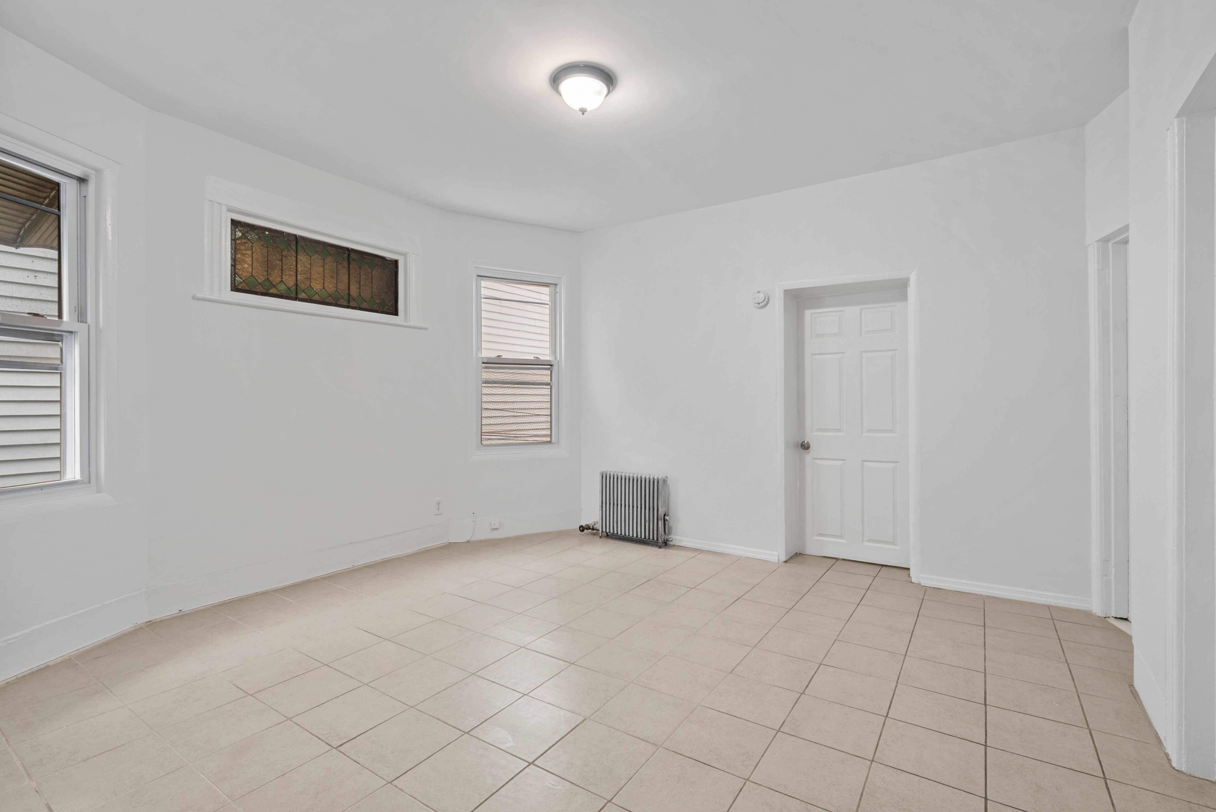 315 E 18th St Unit# 2