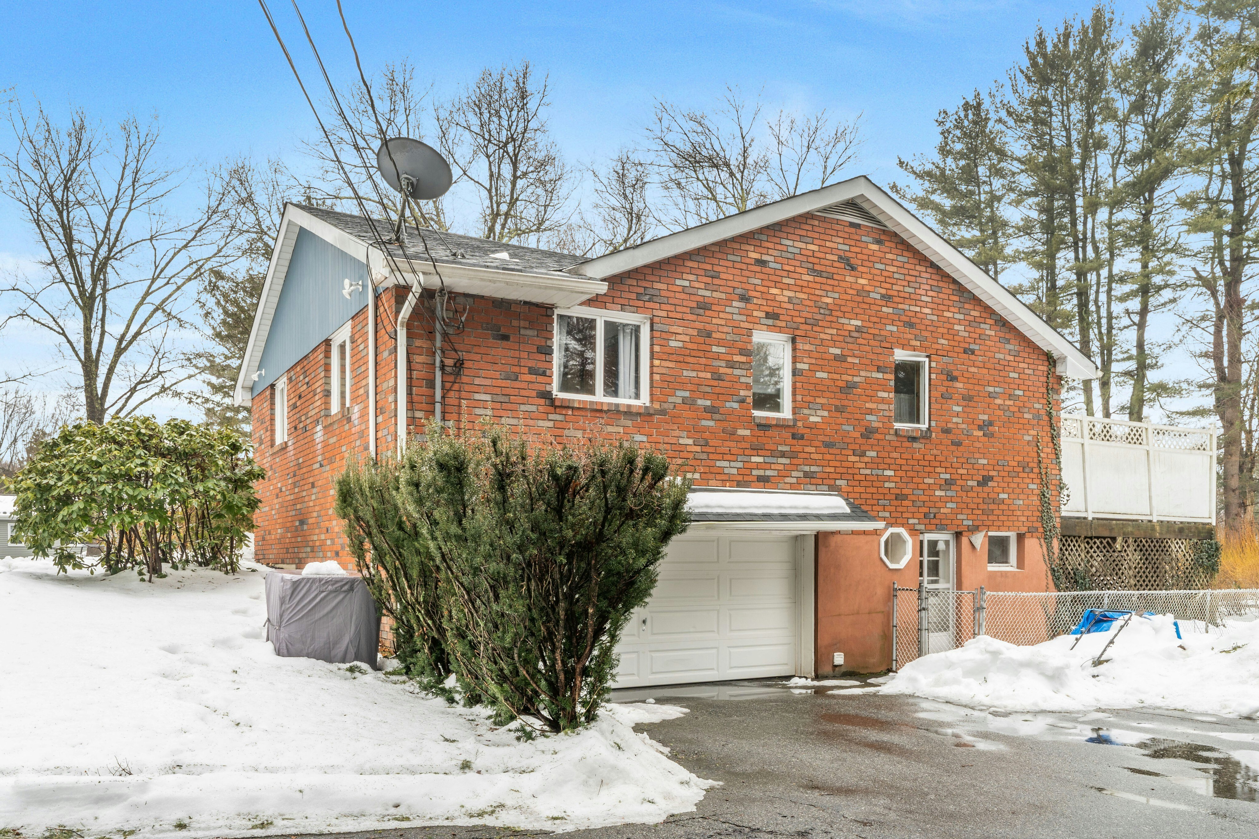 299 Stonetown Road 