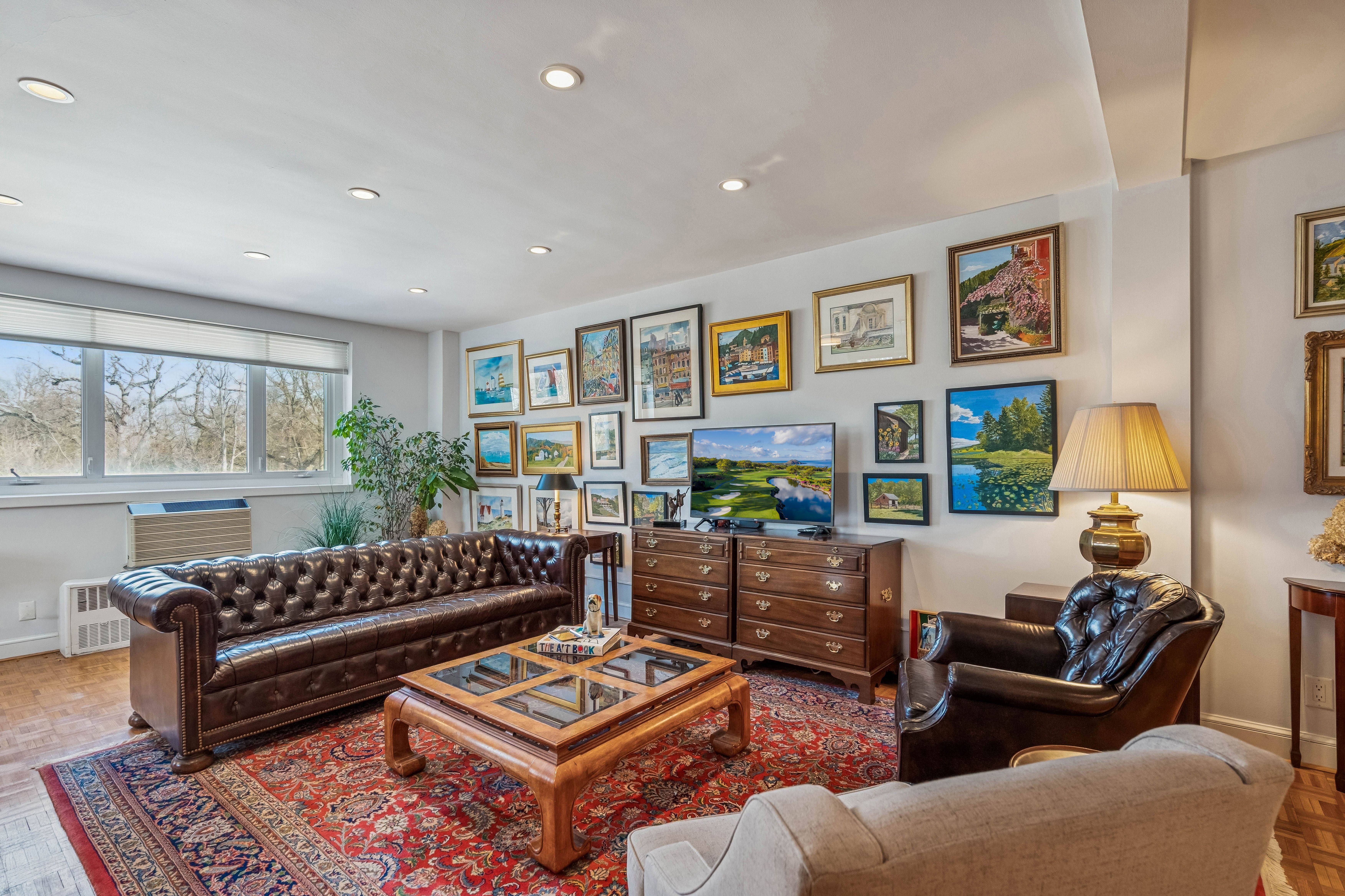 11 Euclid Avenue Unit 4D 