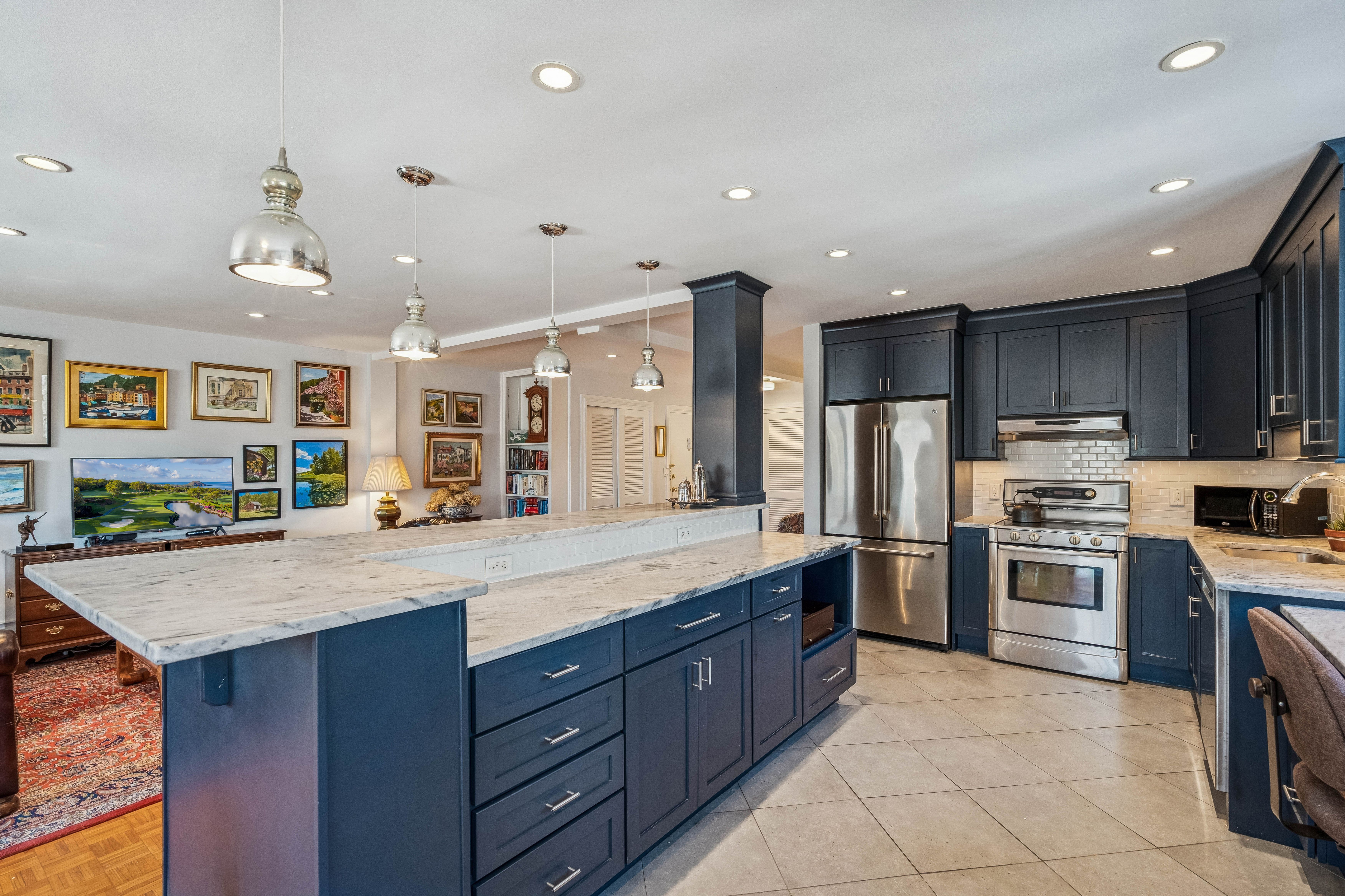 11 Euclid Avenue Unit 4D 