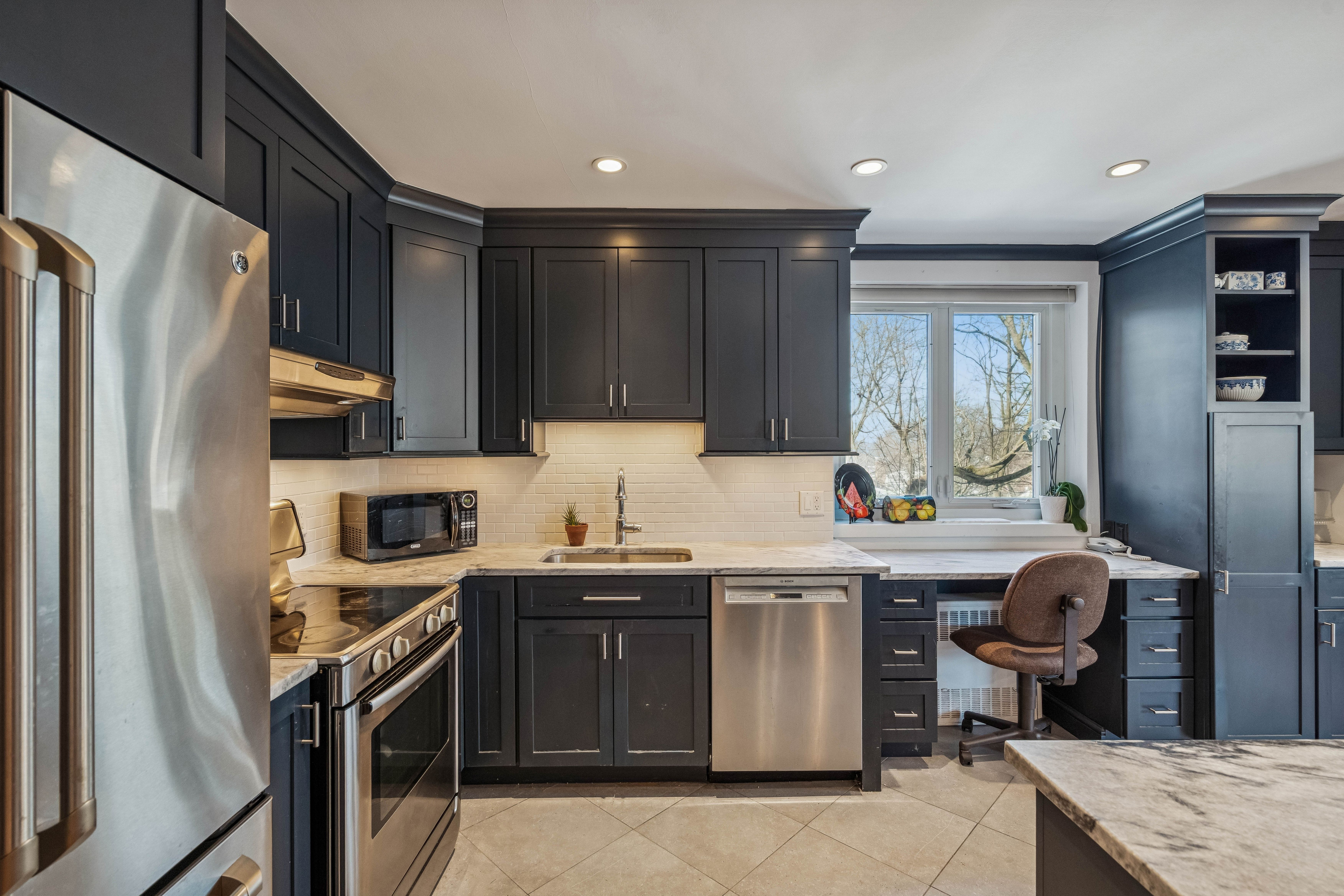 11 Euclid Avenue Unit 4D 