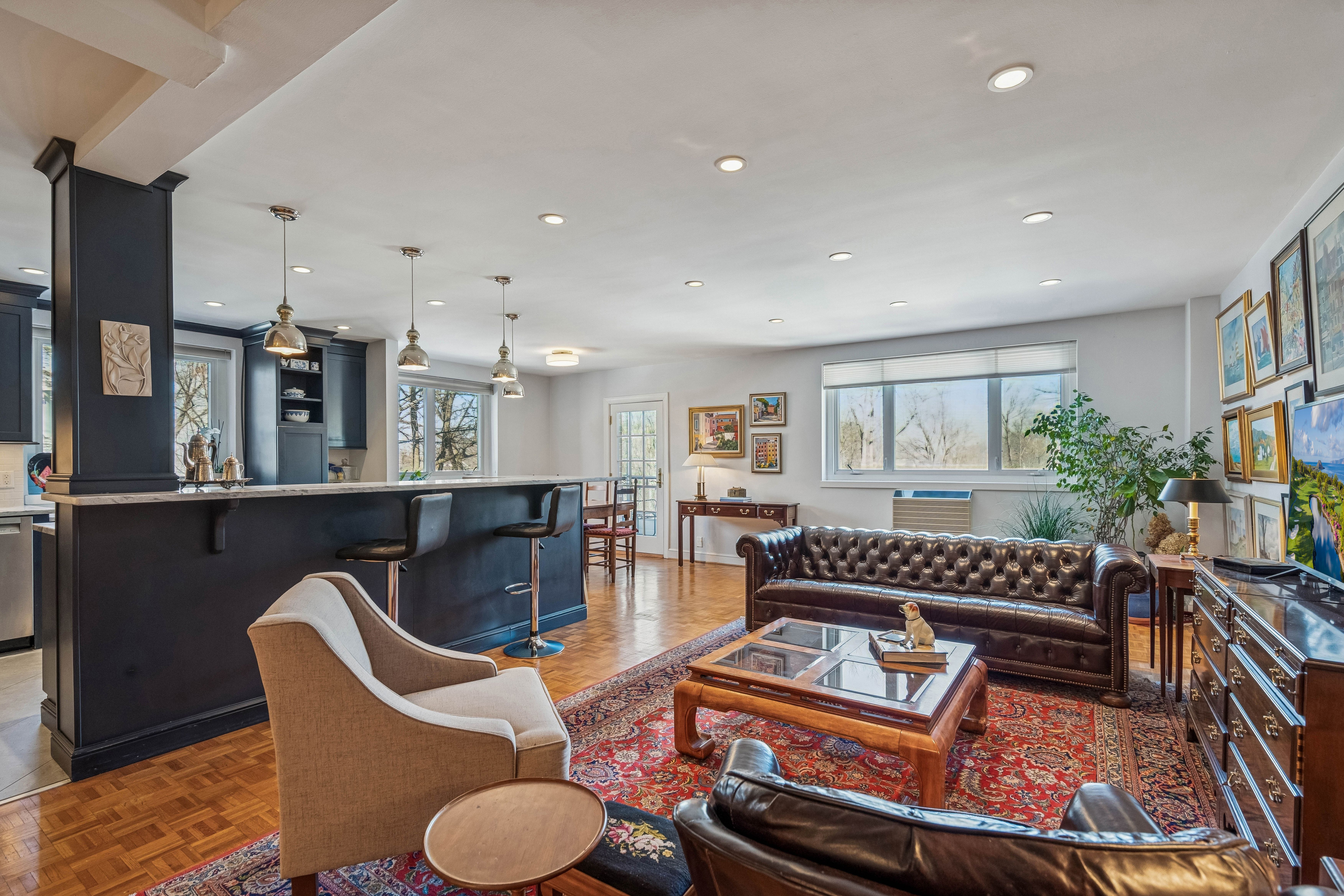 11 Euclid Avenue Unit 4D 