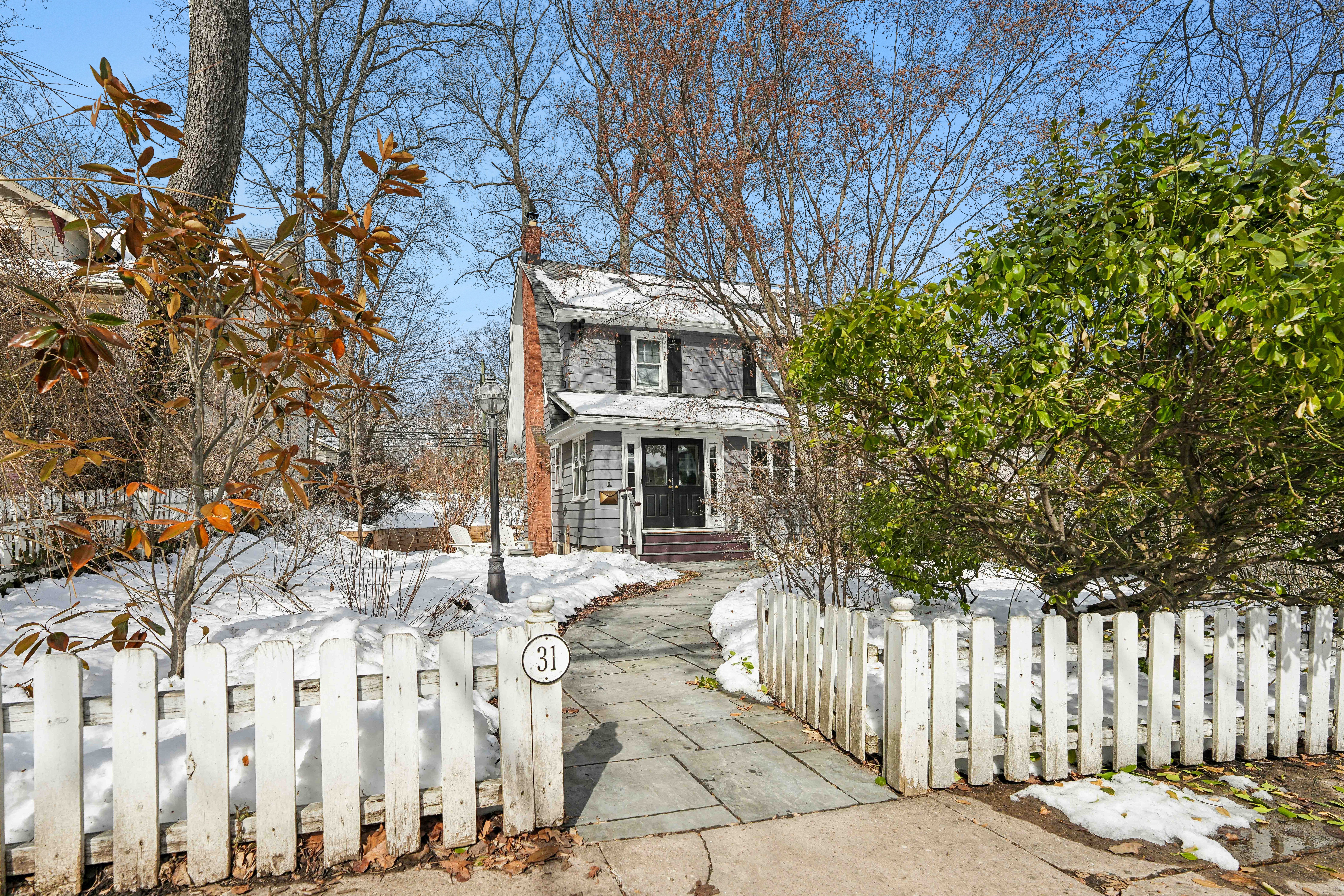 31 Nassau Road 