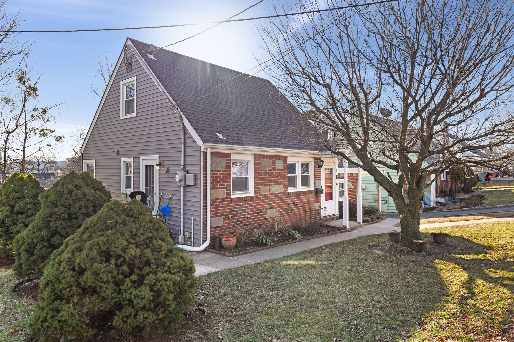 184 Bell Street 