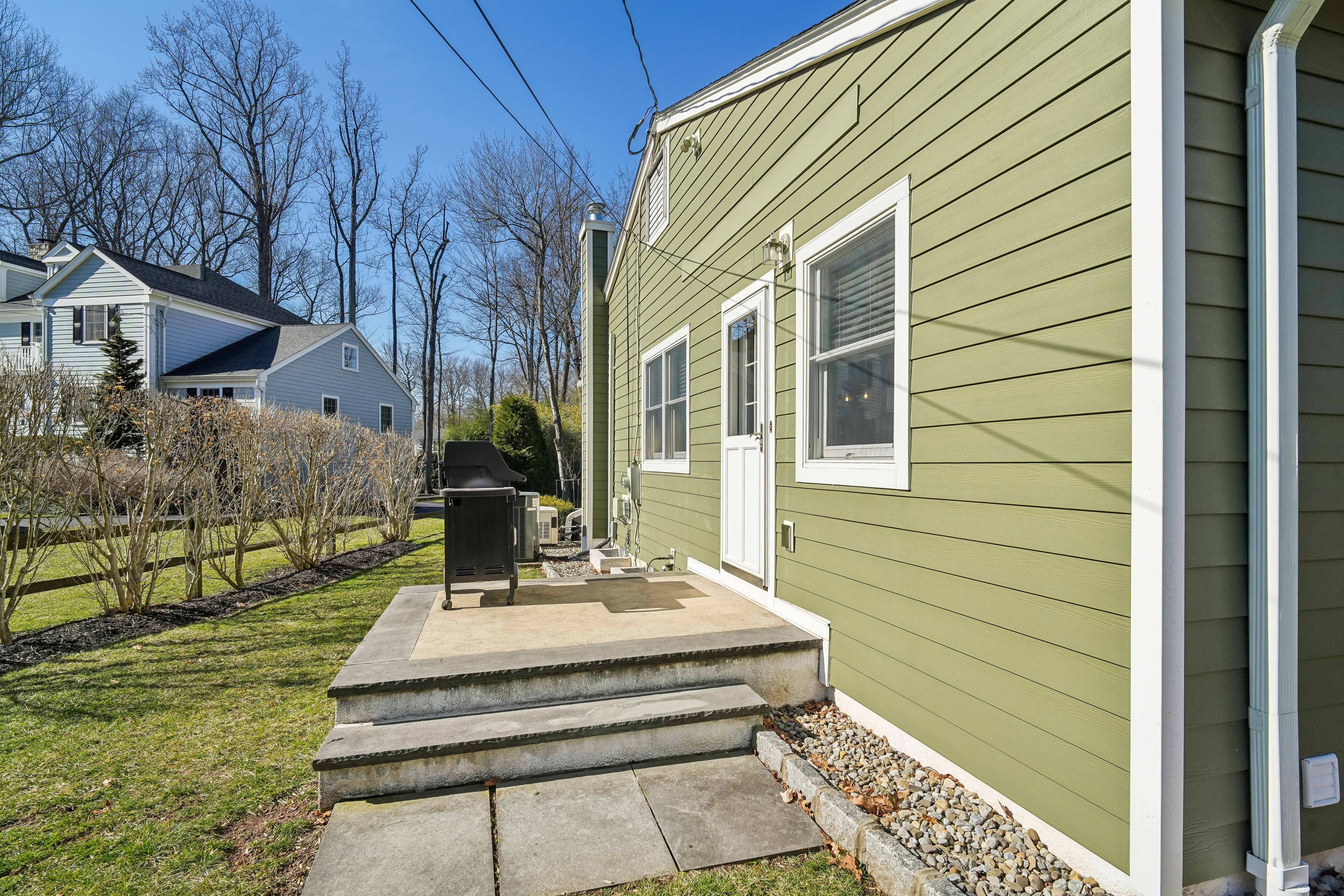 22 Brook Hollow Lane 