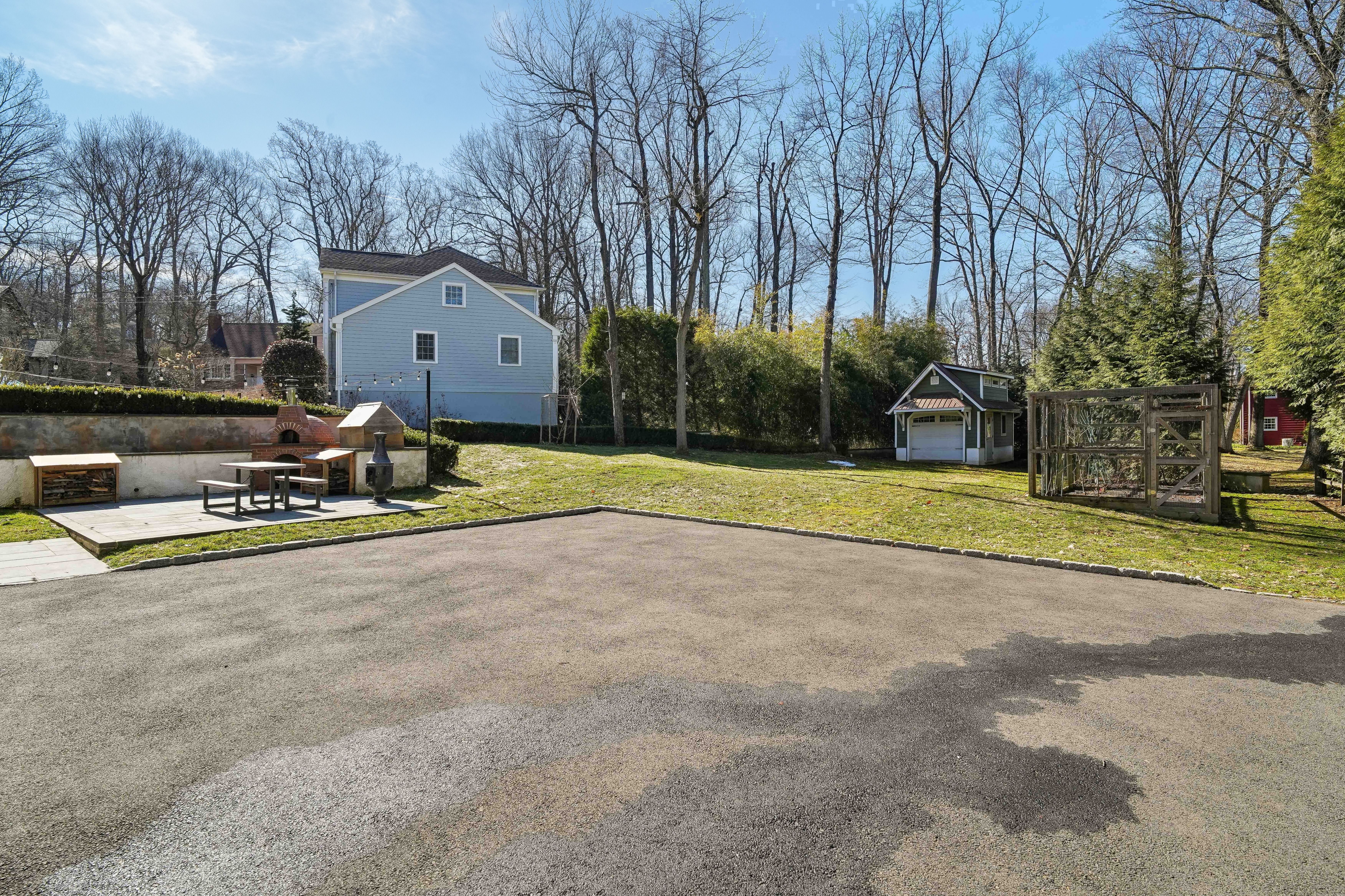 22 Brook Hollow Lane 