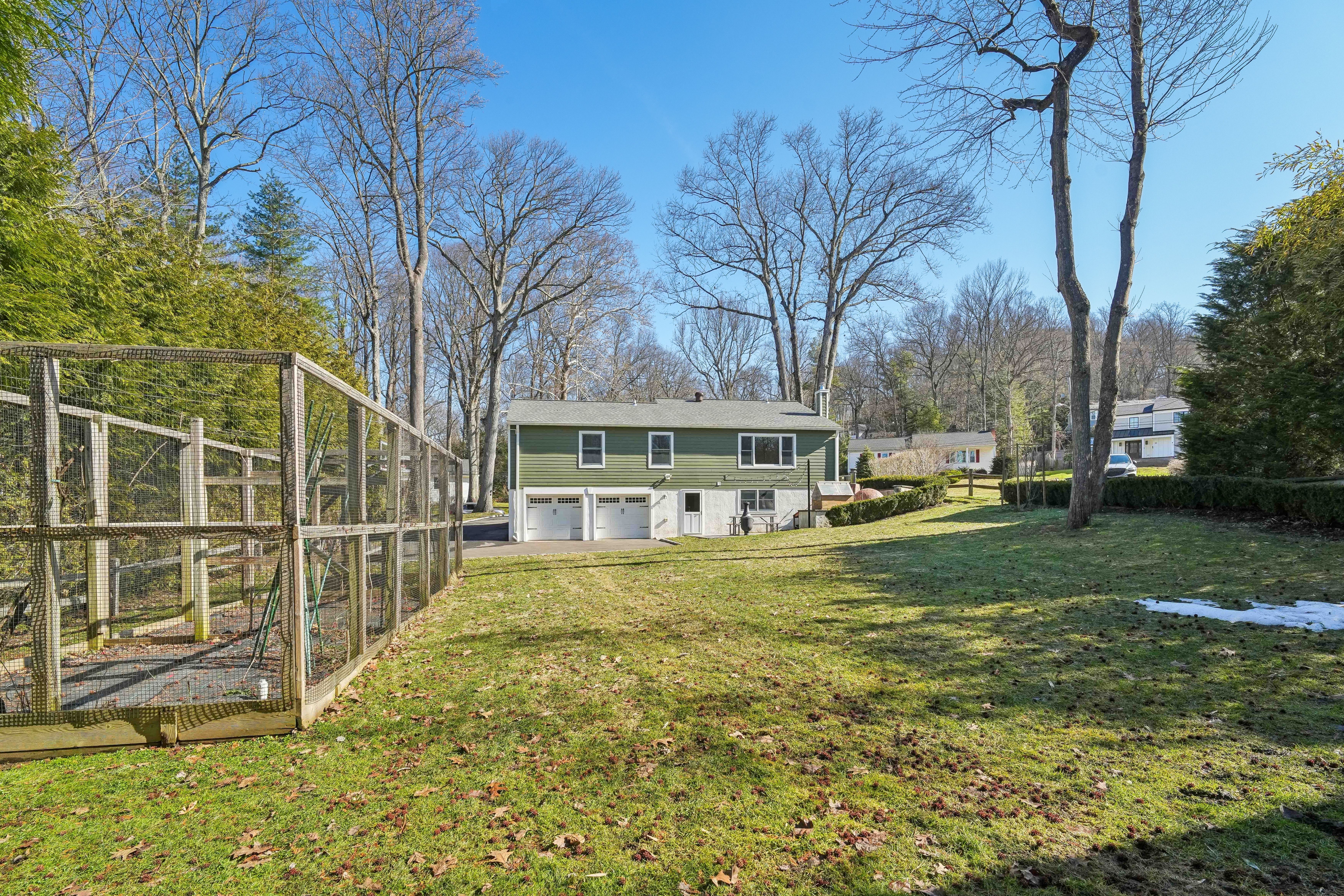 22 Brook Hollow Lane 