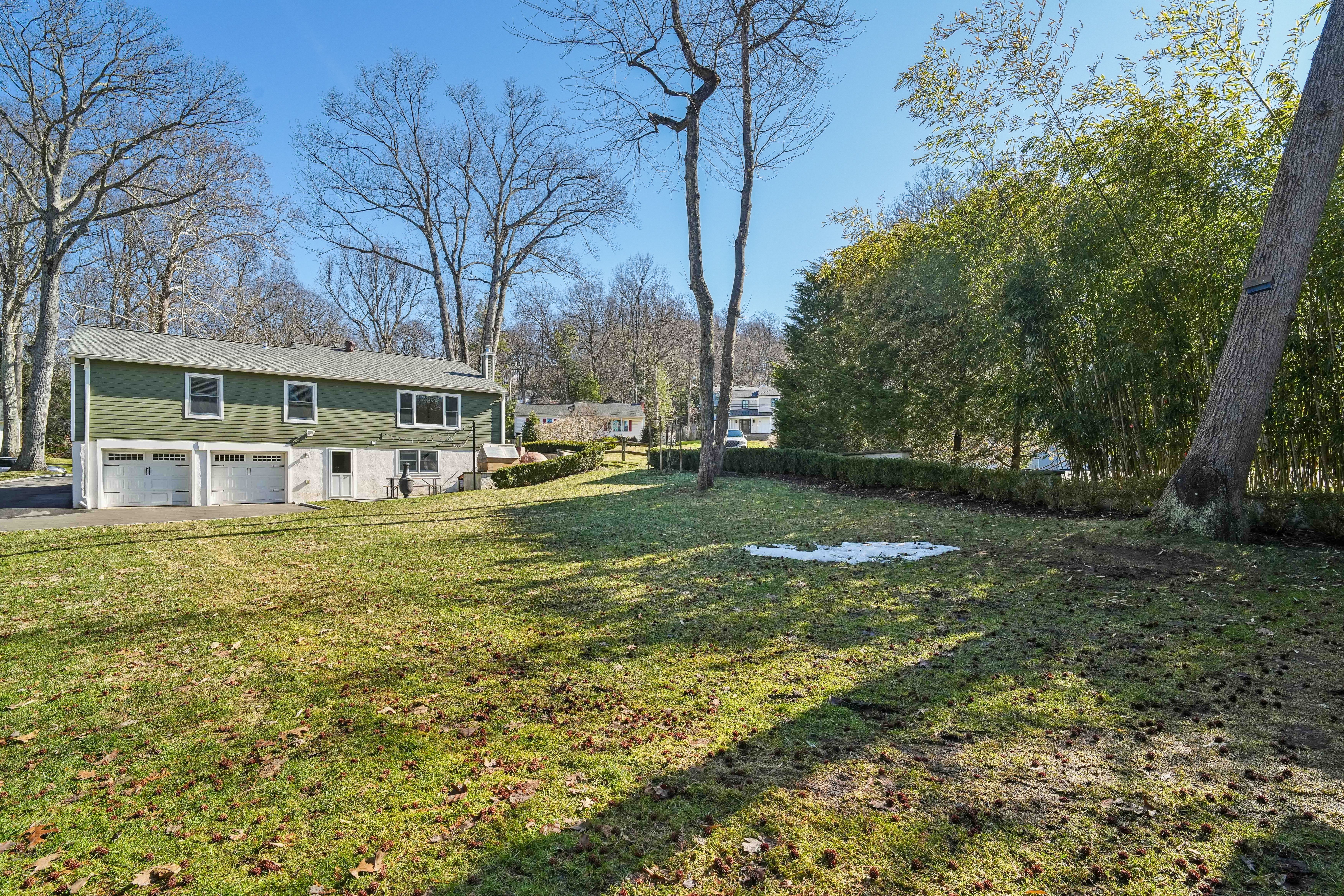 22 Brook Hollow Lane 