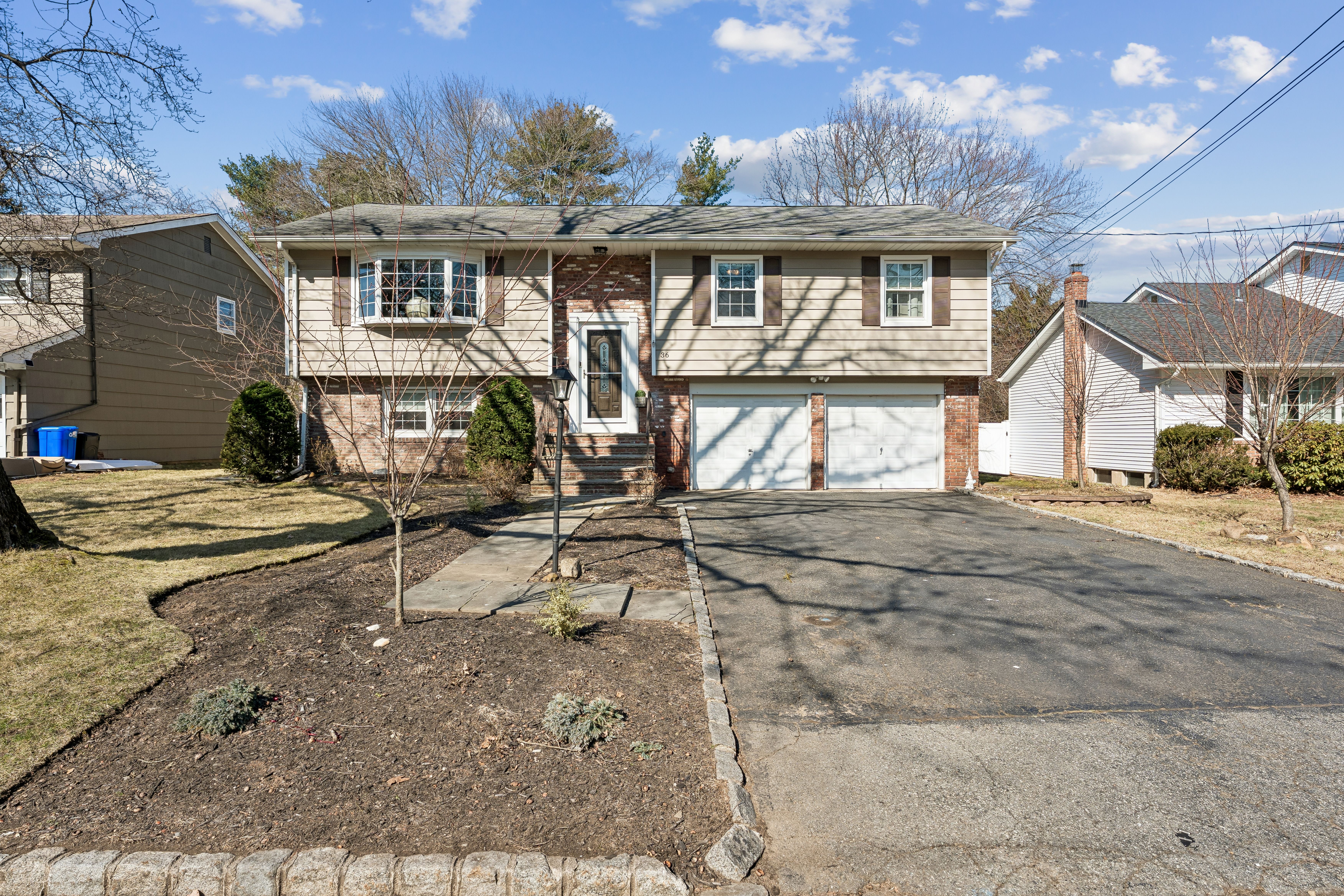 36 Williamsburg Drive 