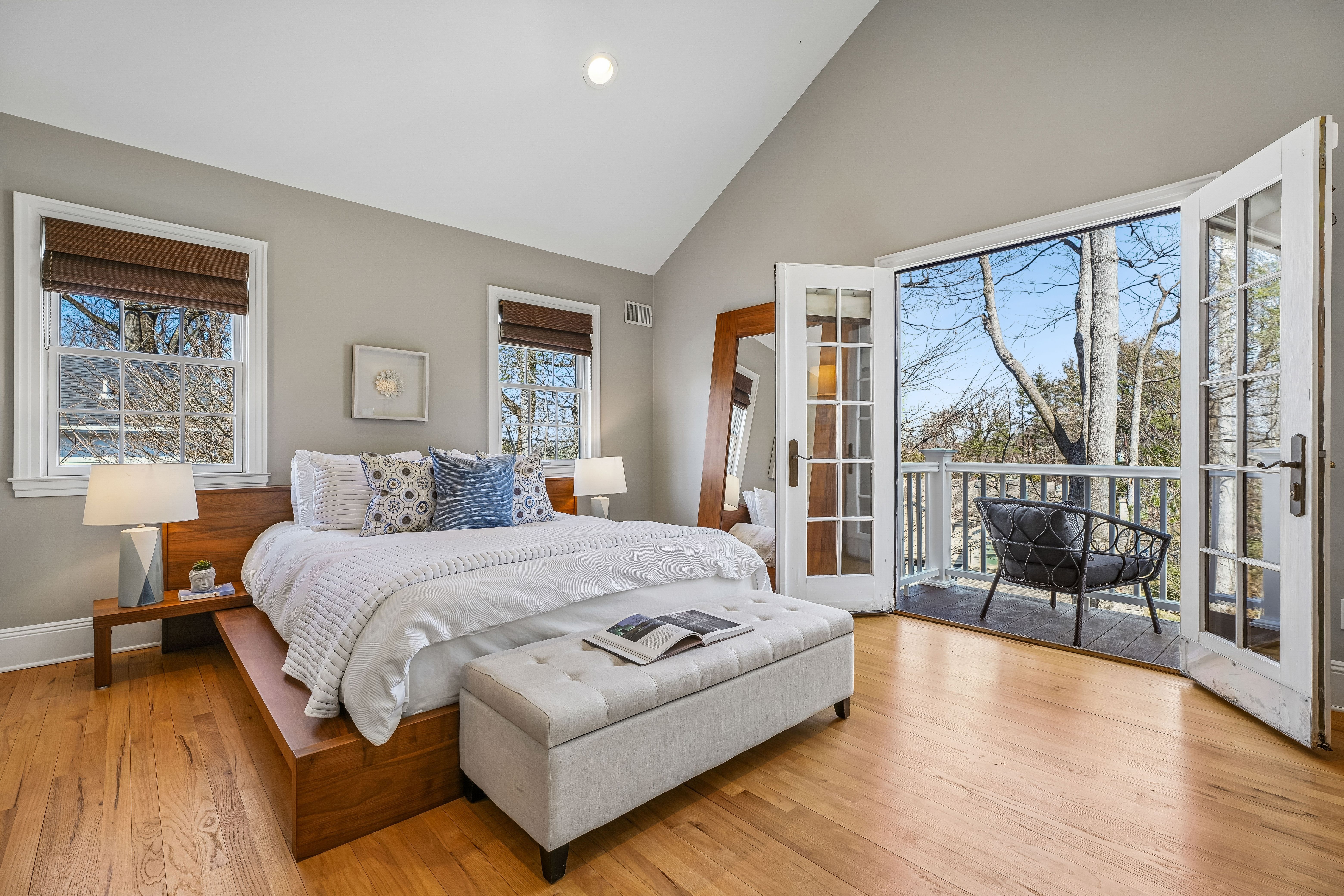 30 Colonial Way 