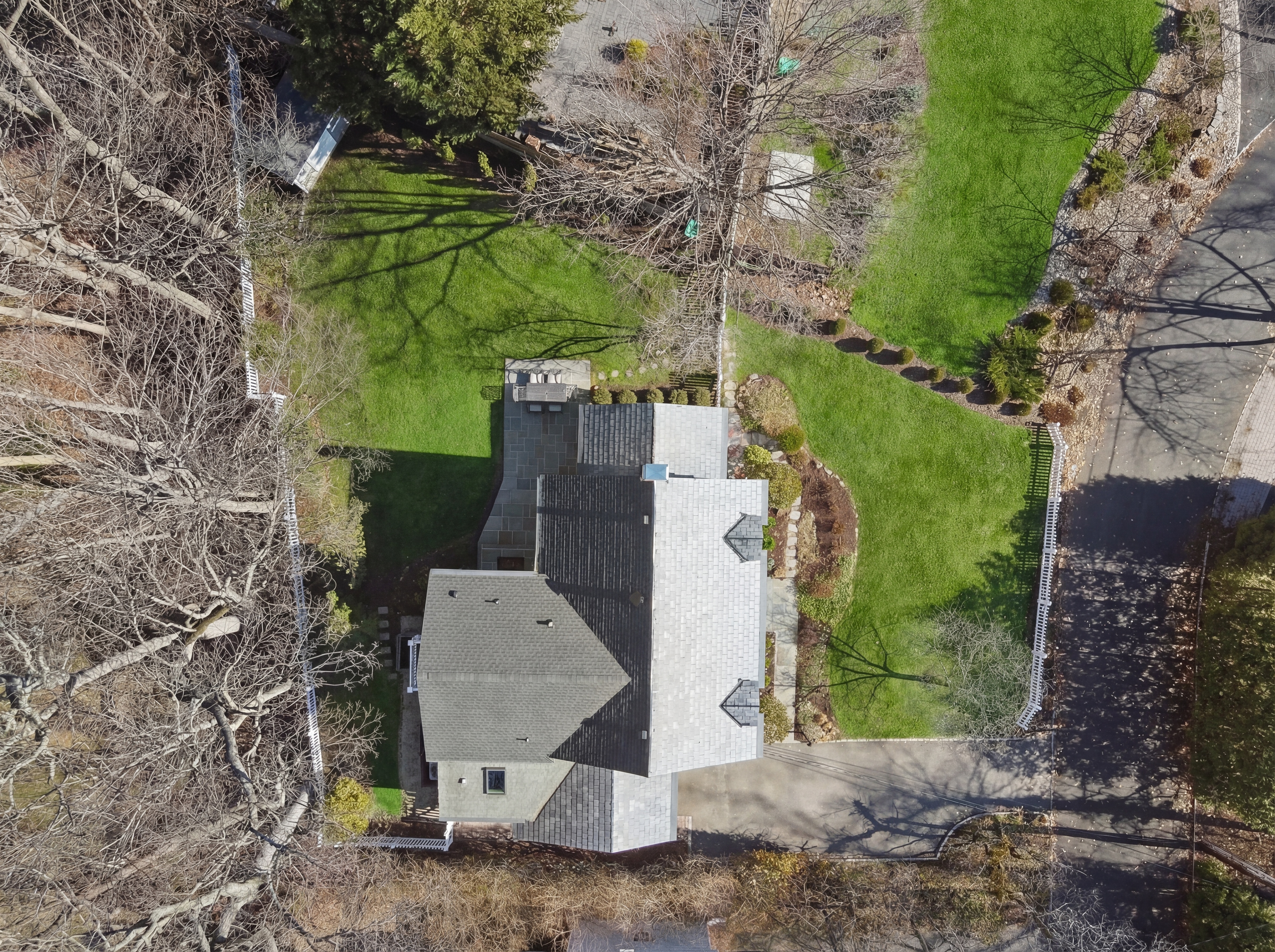 30 Colonial Way 