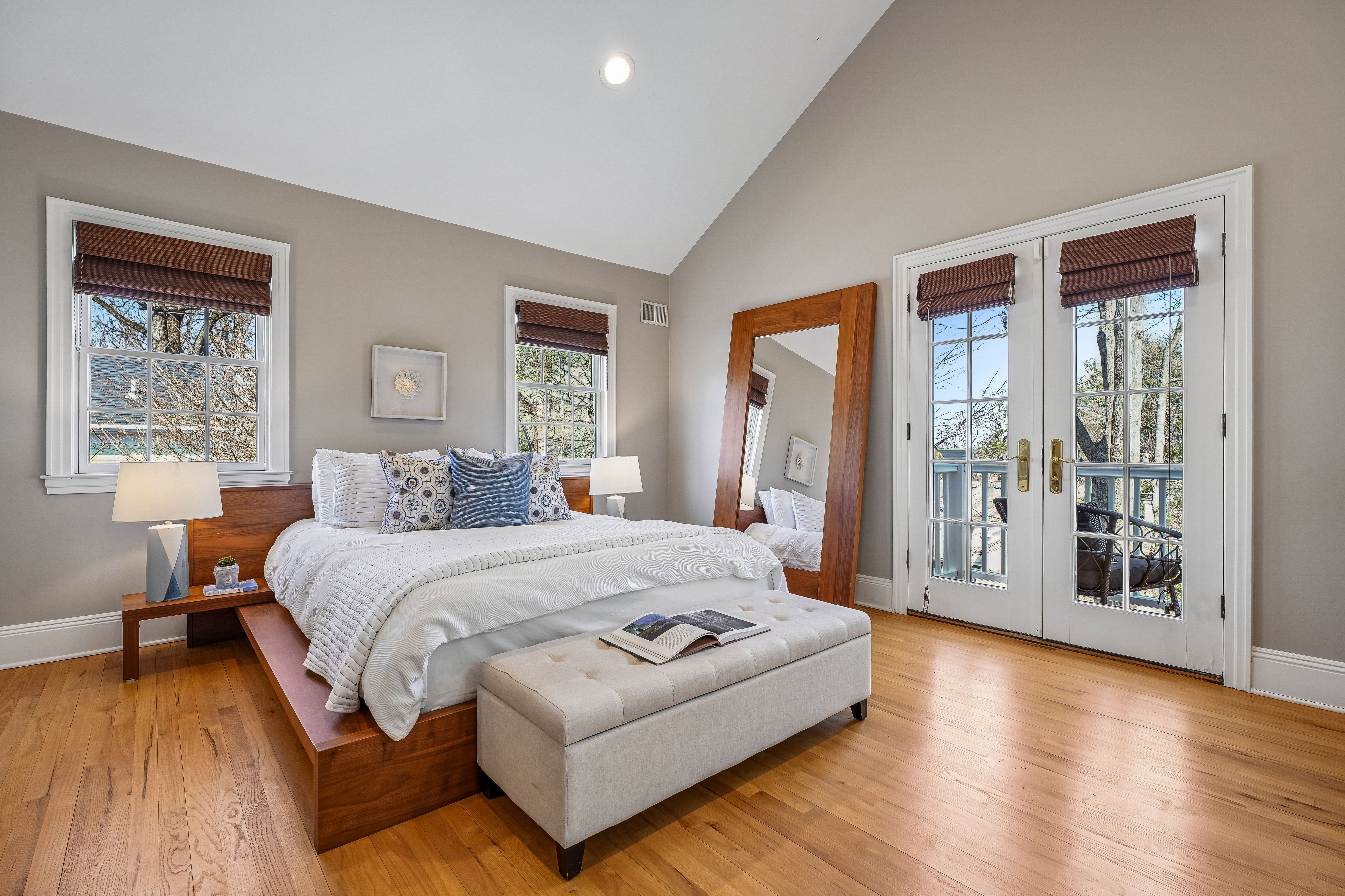 30 Colonial Way 