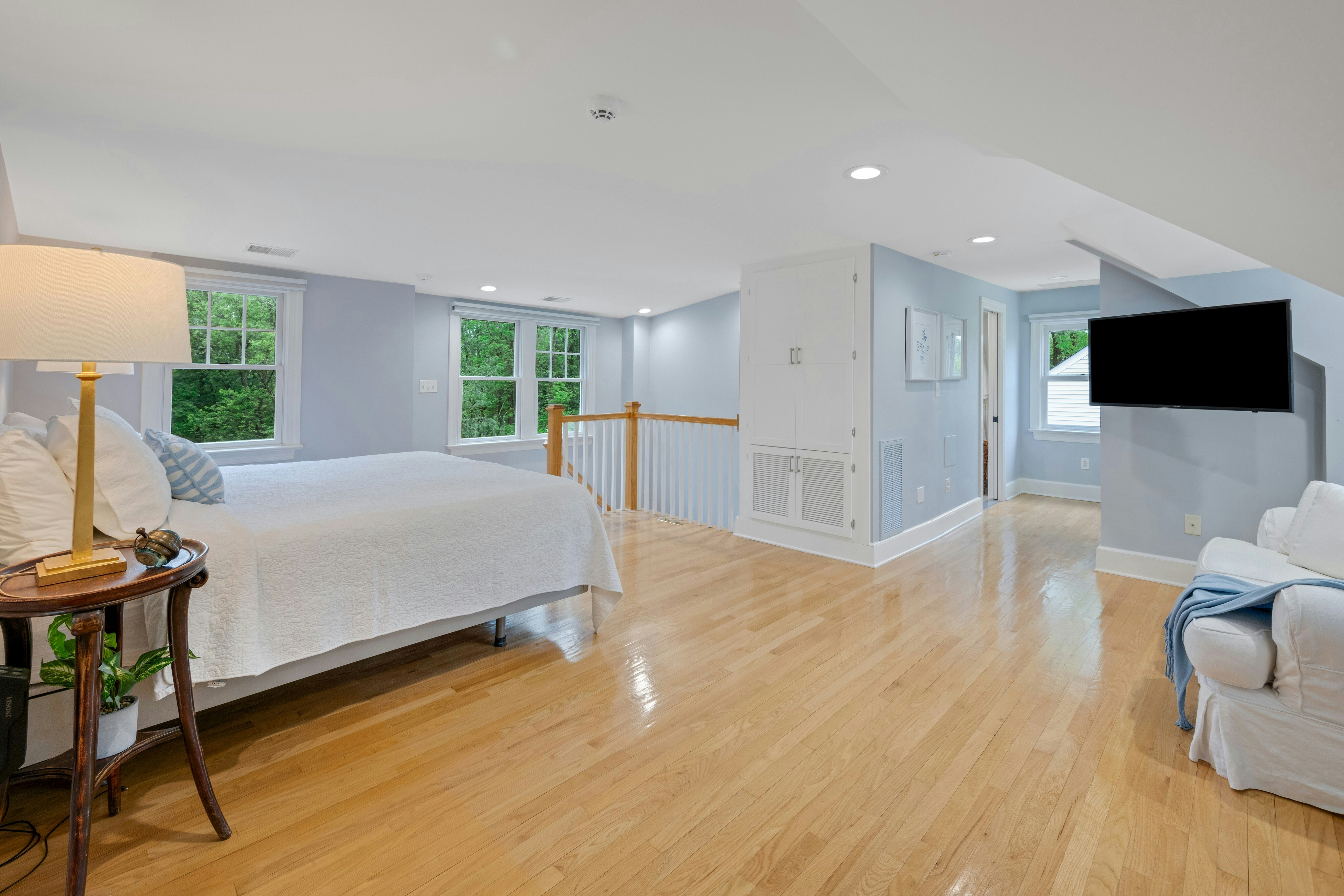 215 Kent Place Boulevard 