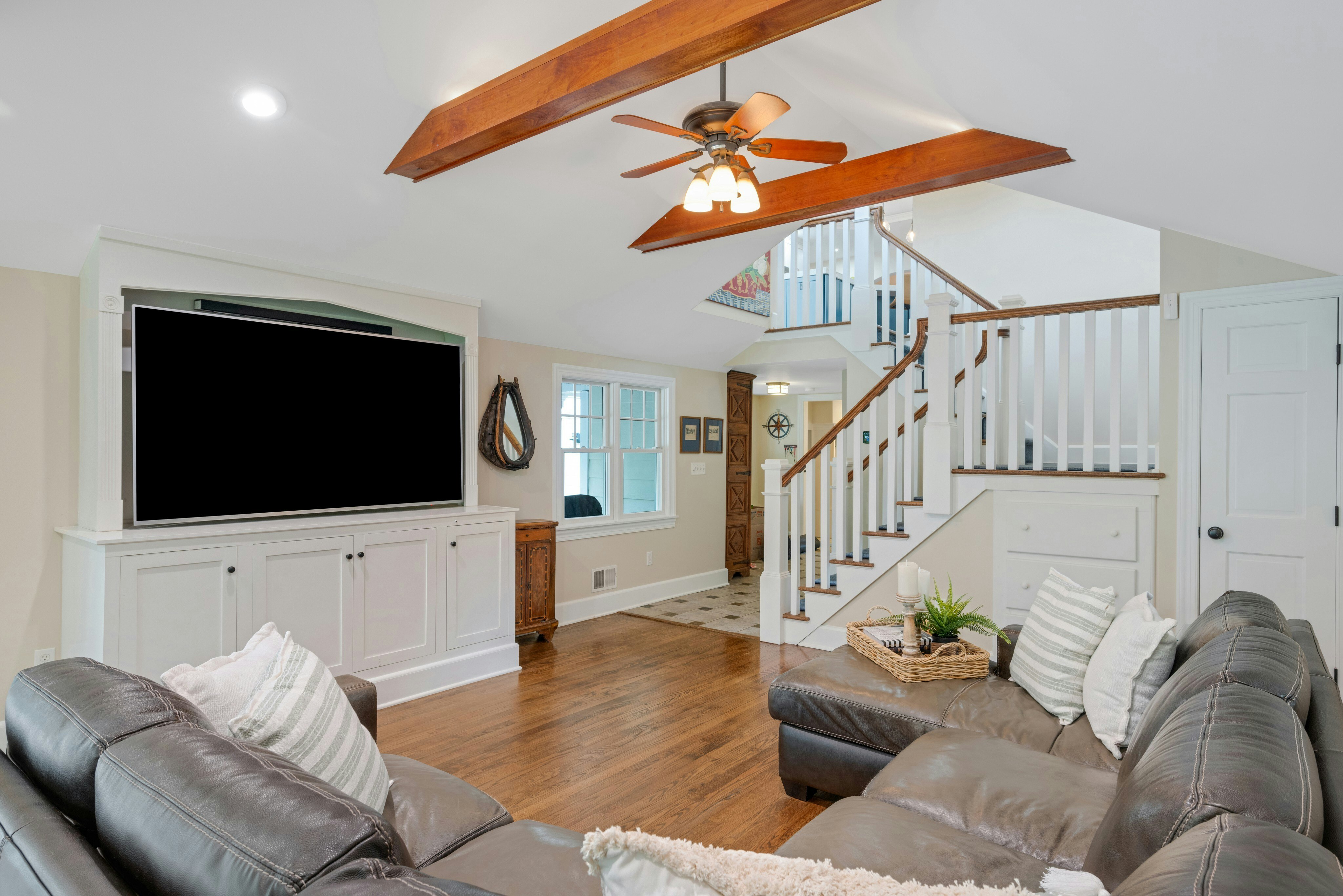 215 Kent Place Boulevard 