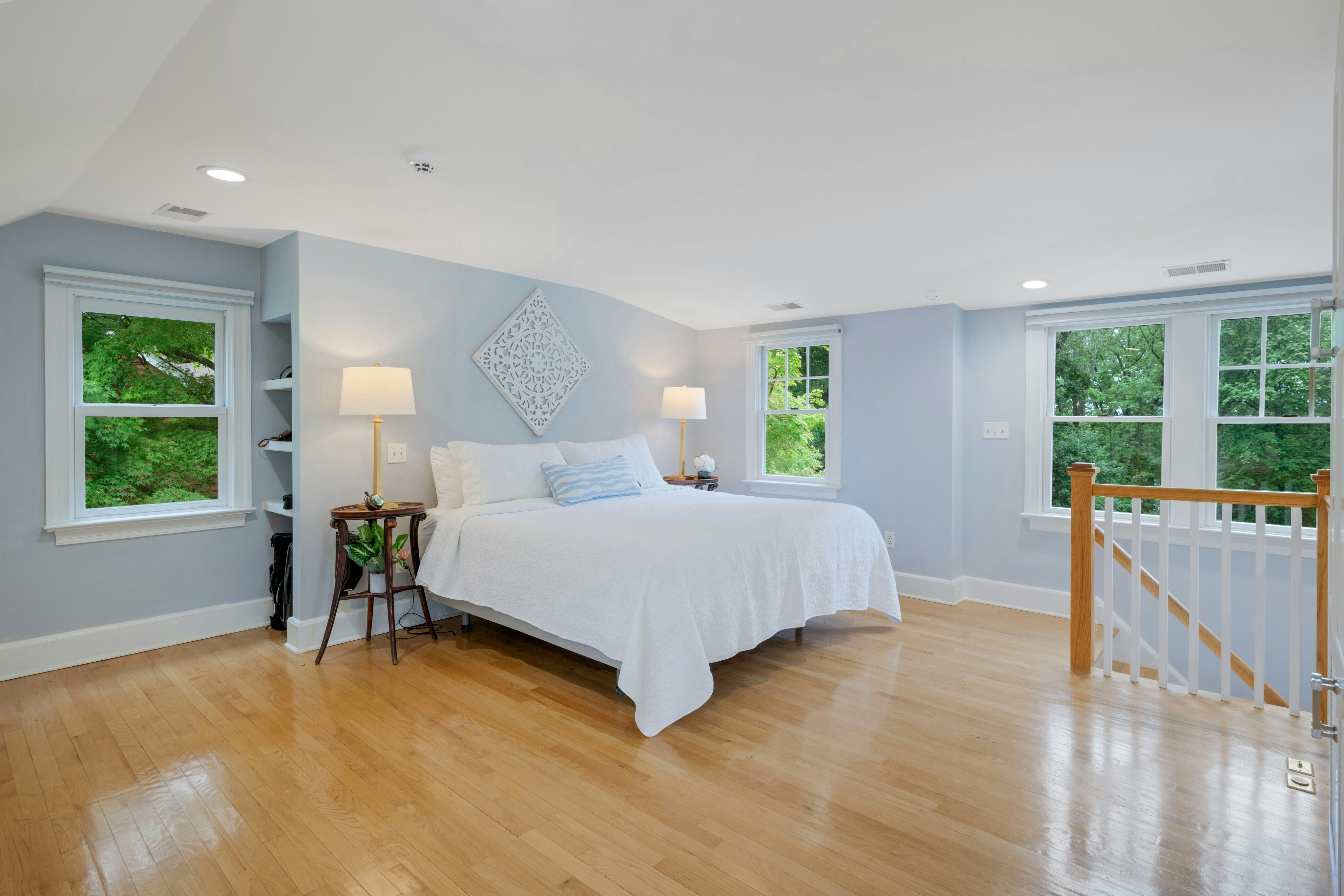 215 Kent Place Boulevard 