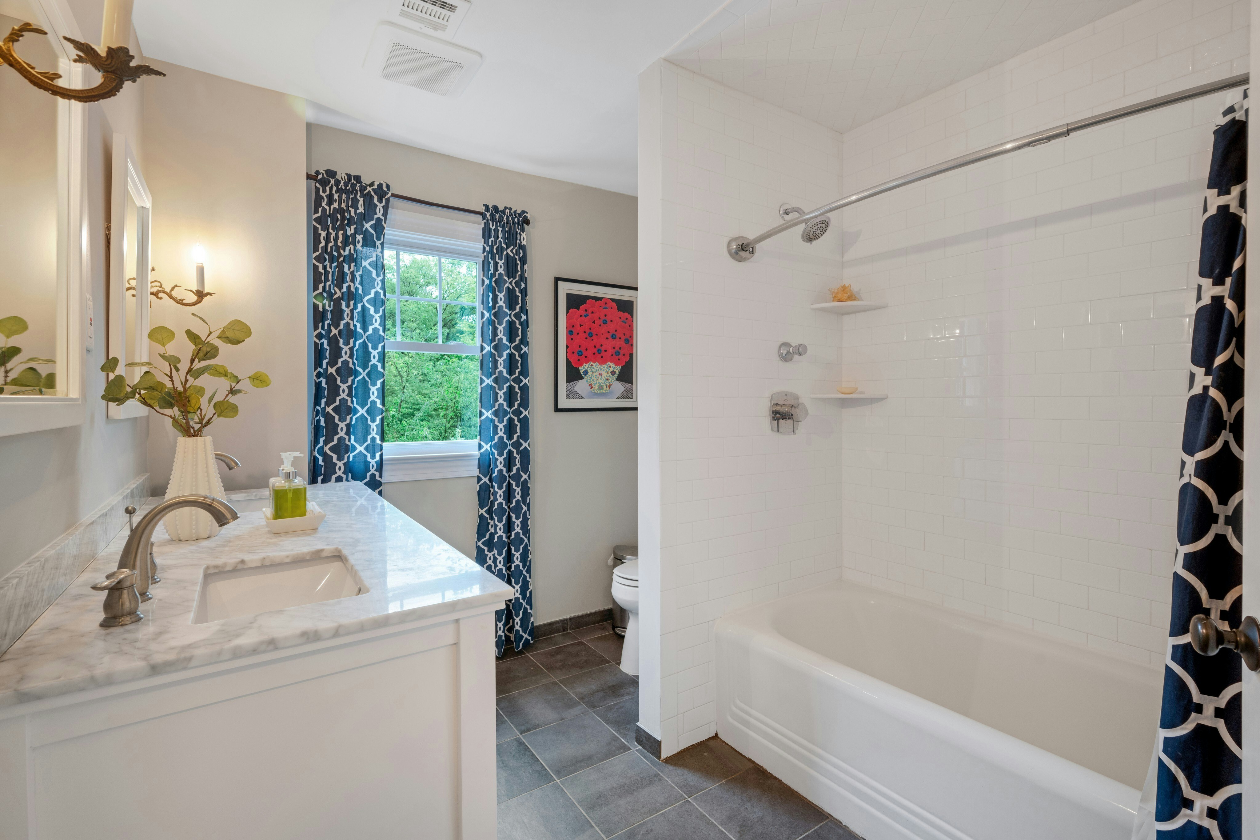 215 Kent Place Boulevard 