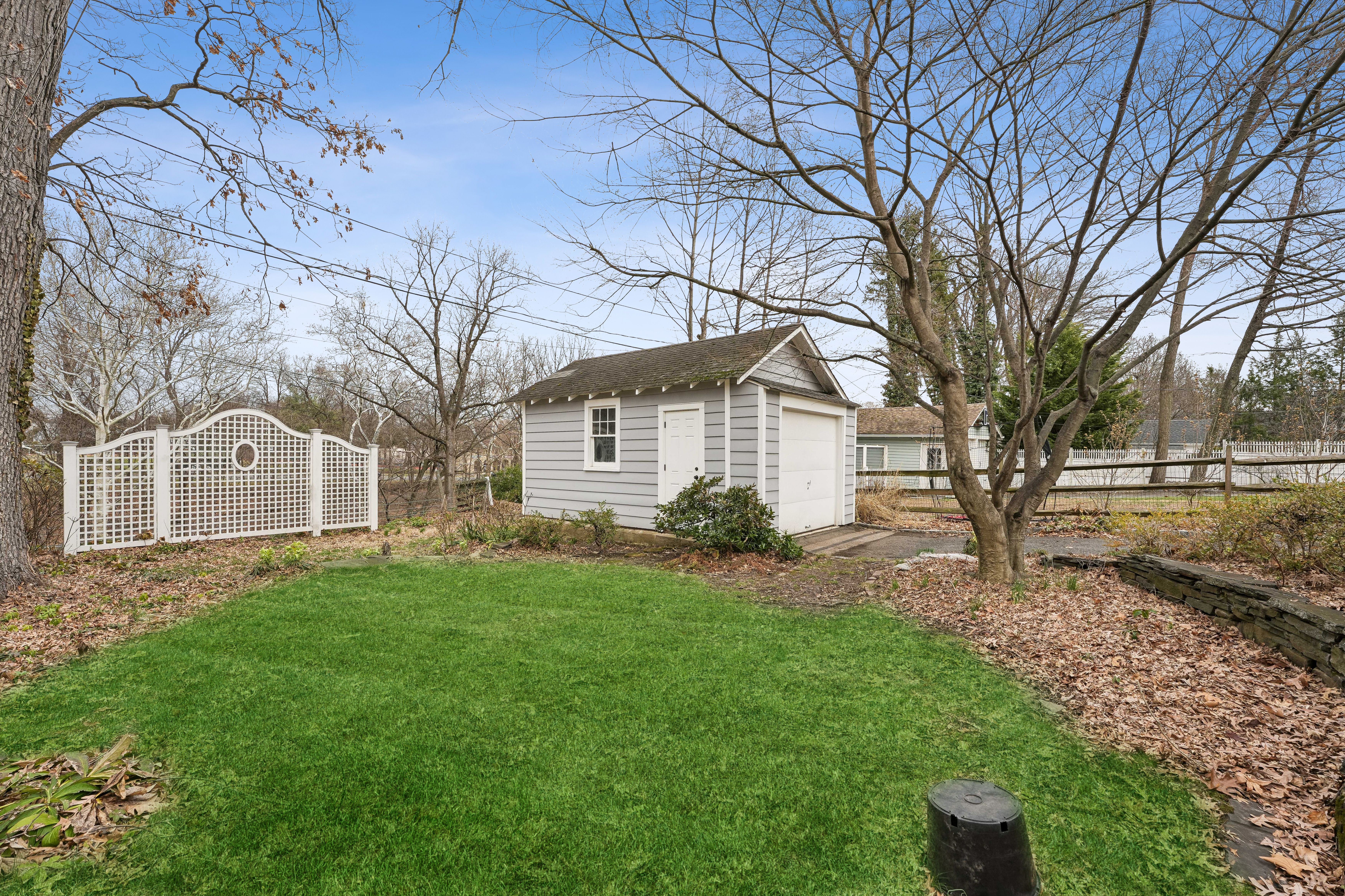 33 Woodland Avenue 