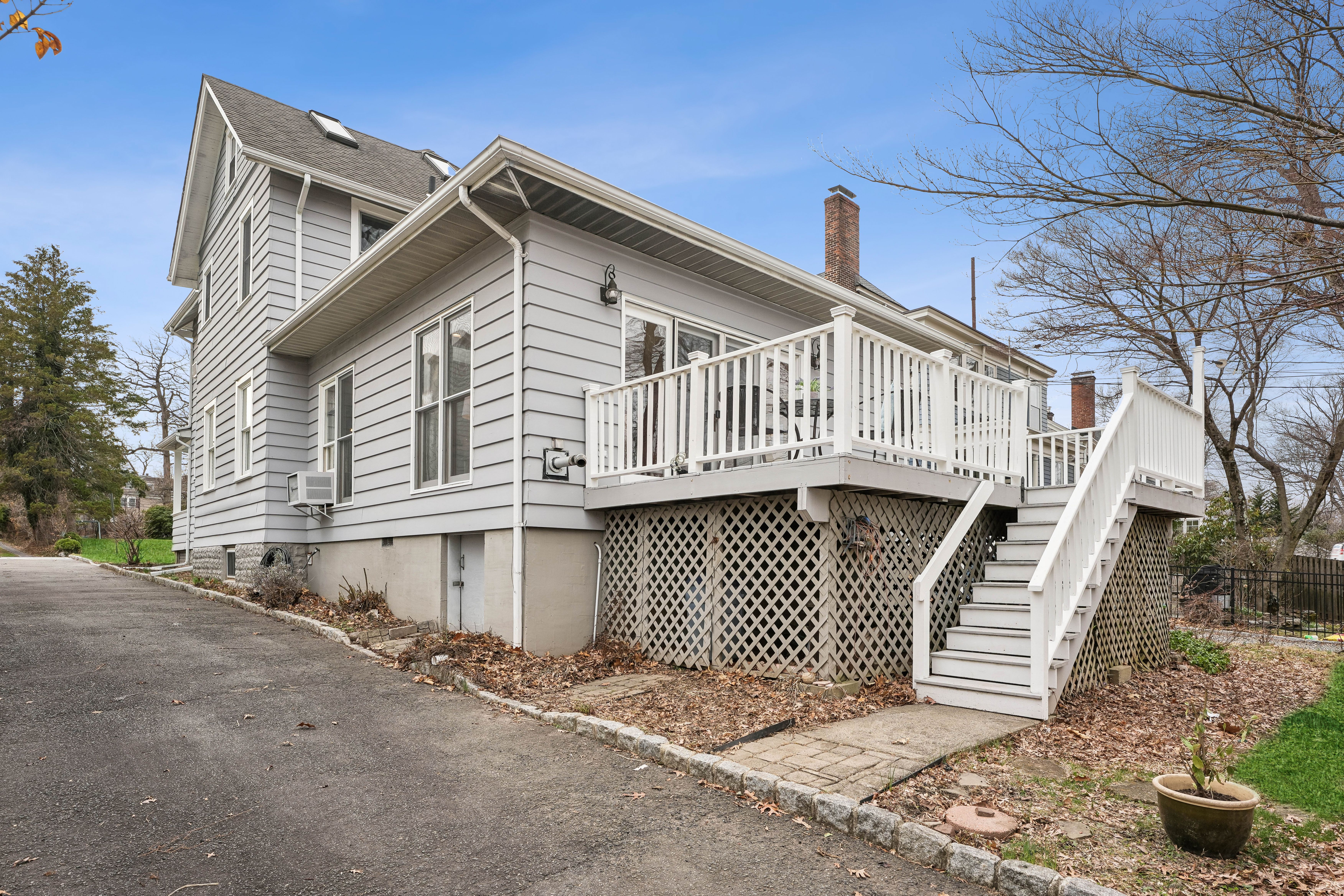 33 Woodland Avenue 